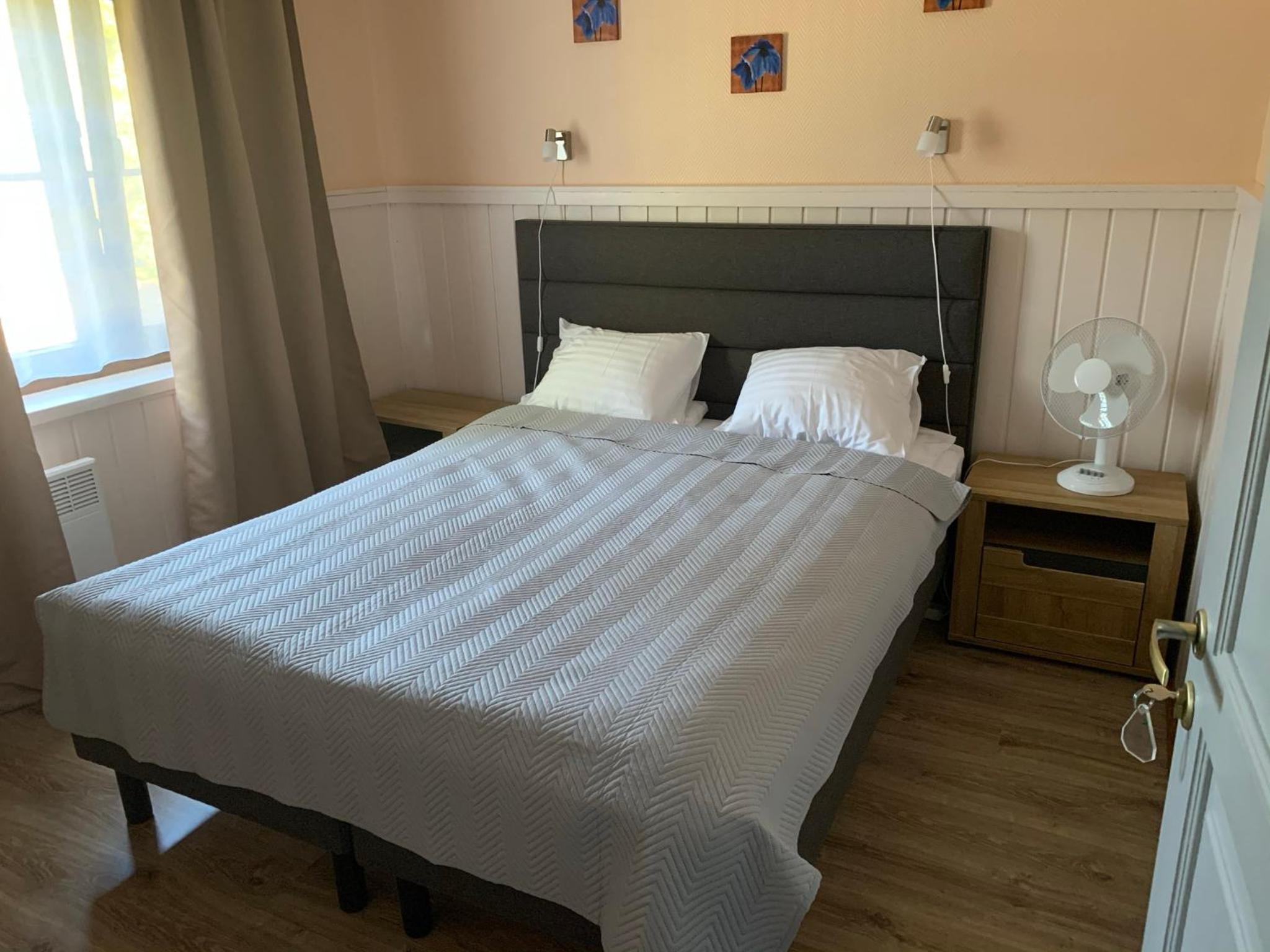Double Room with Private External Bathroom - Photo 1