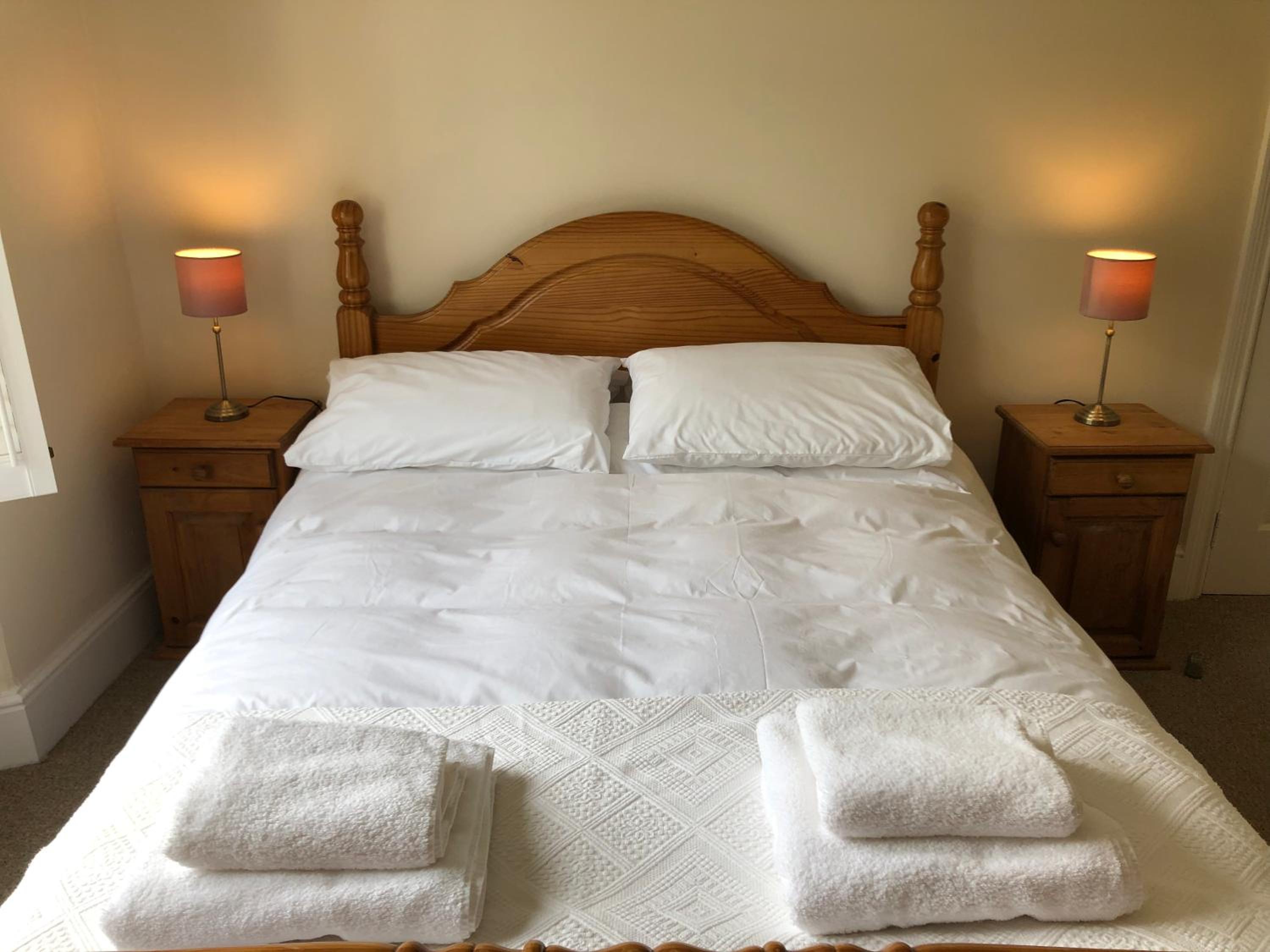 Double Room - Photo 13