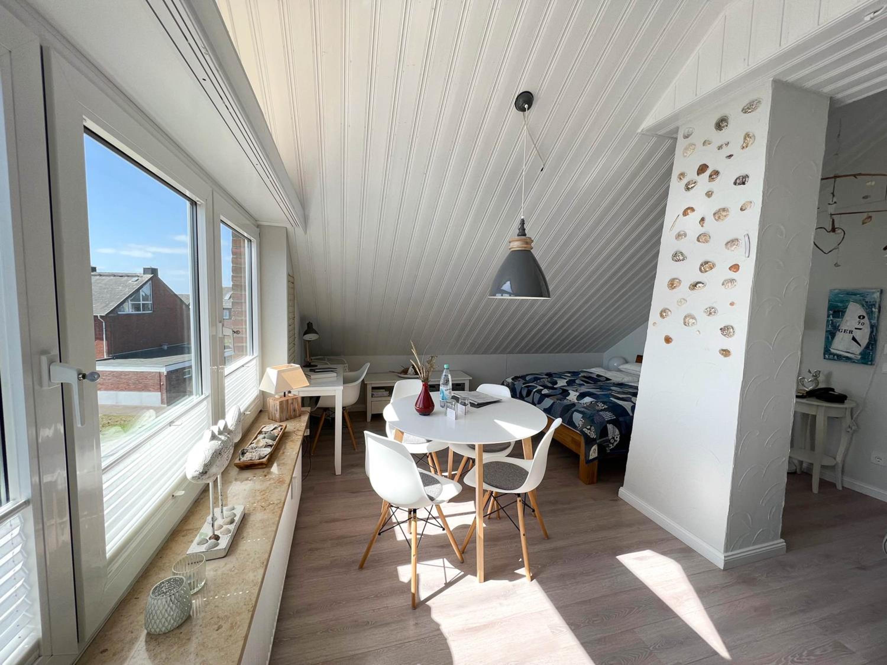 Two-Bedroom Apartment - Photo 10
