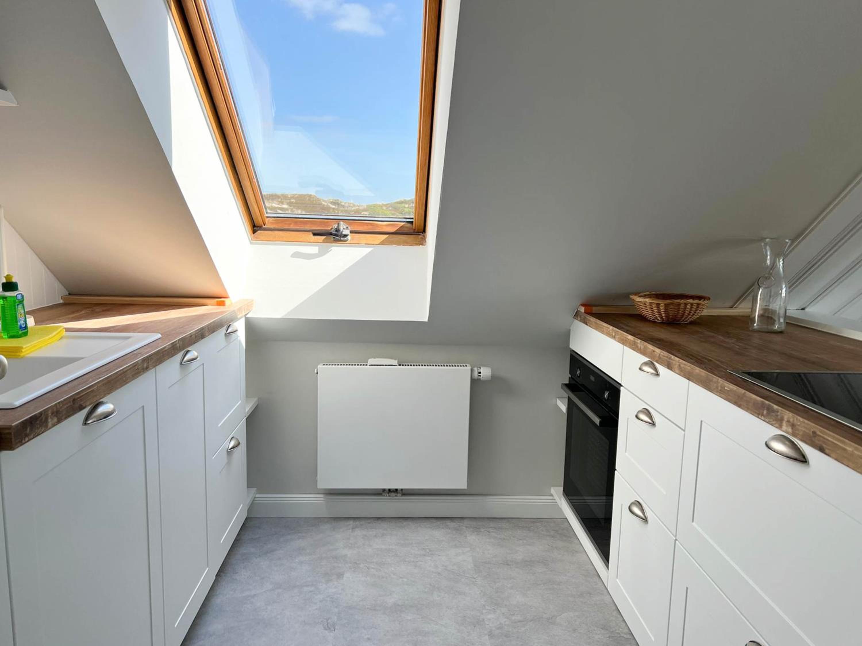 Two-Bedroom Apartment - Photo 5