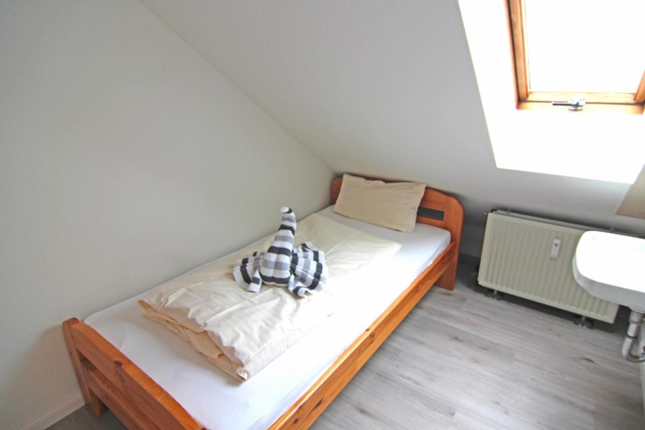 Two-Bedroom Apartment - Photo 15