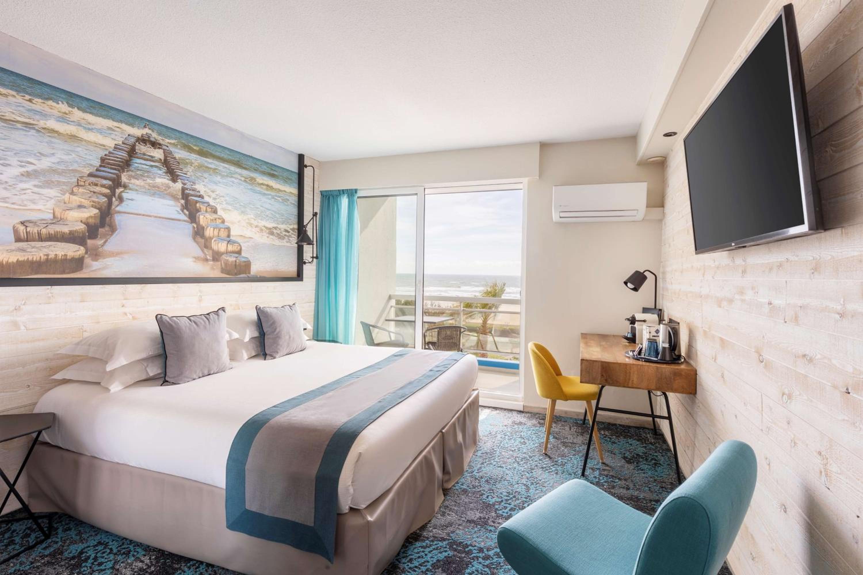 Comfort Room with Sea View - Photo 1