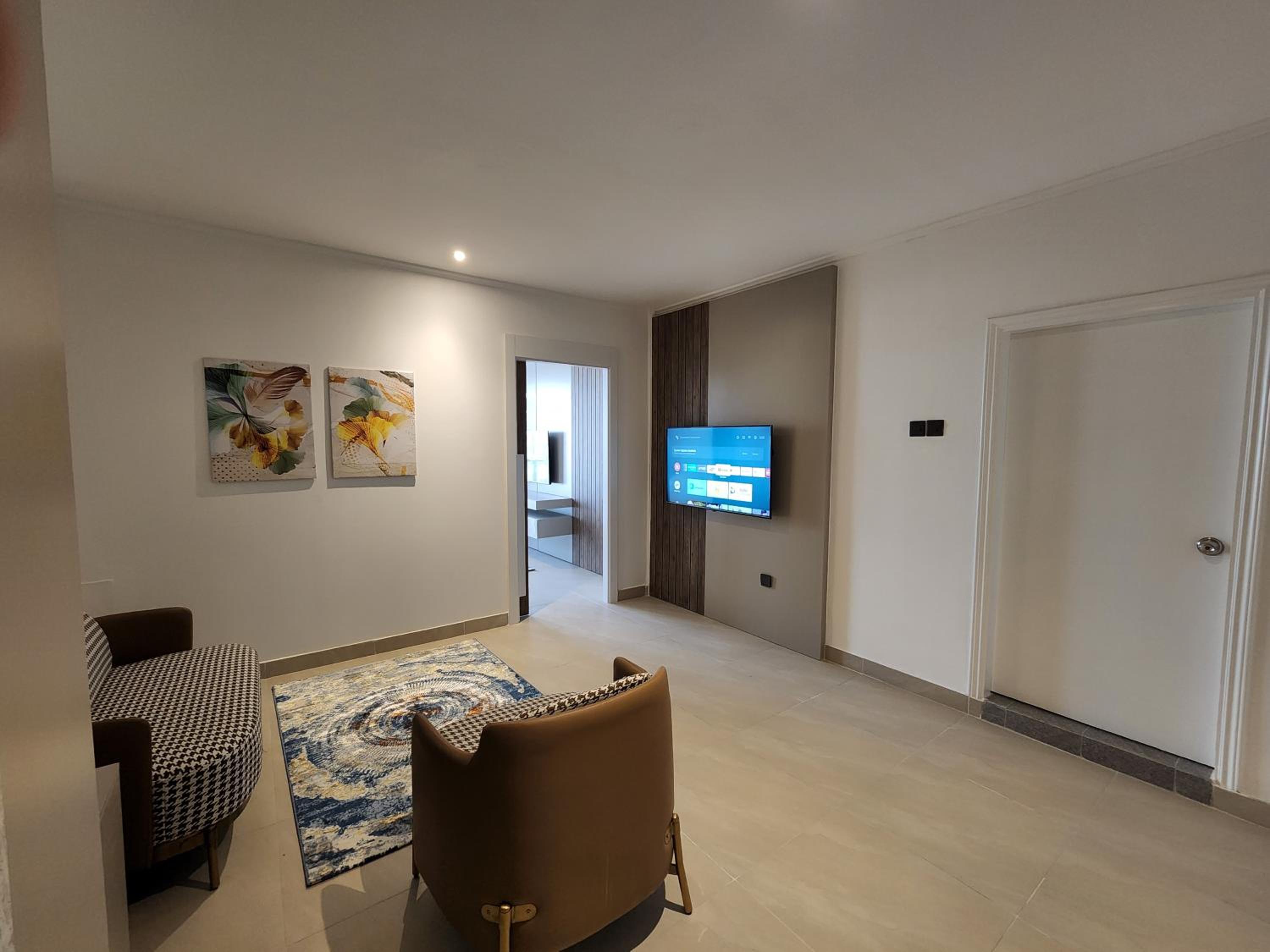 Suite with City View photo 3