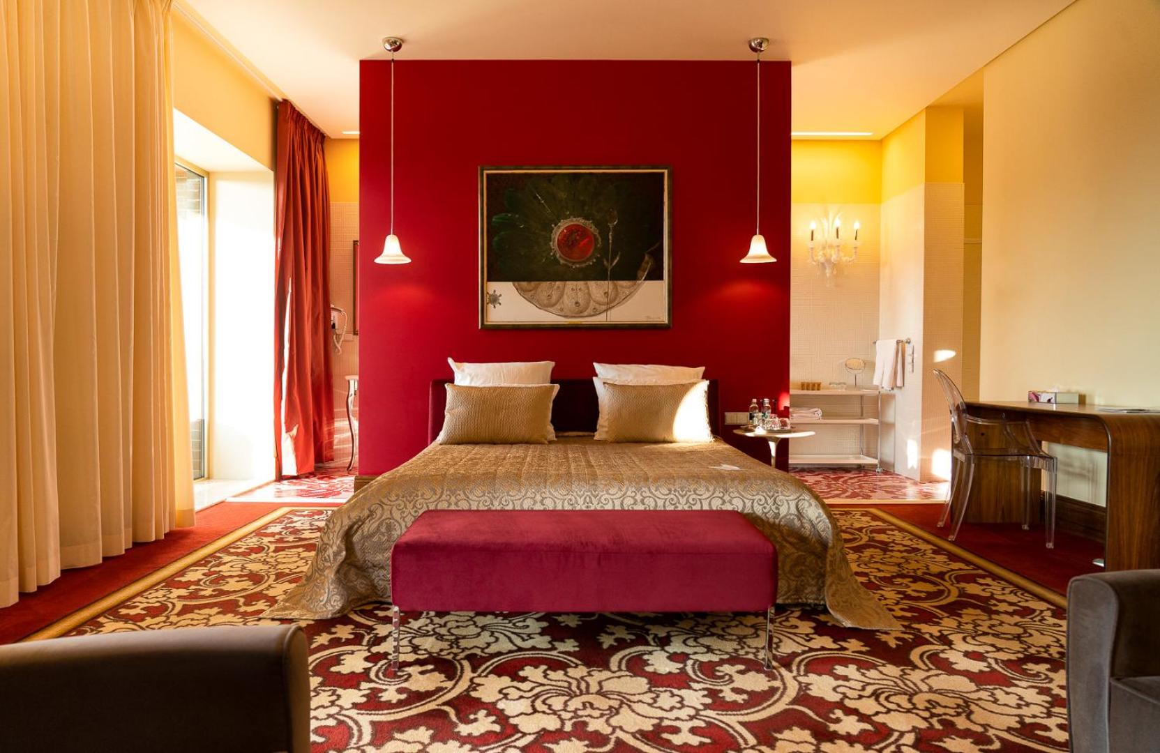 Ruby Deluxe Double Room with Spa Access - Photo 1