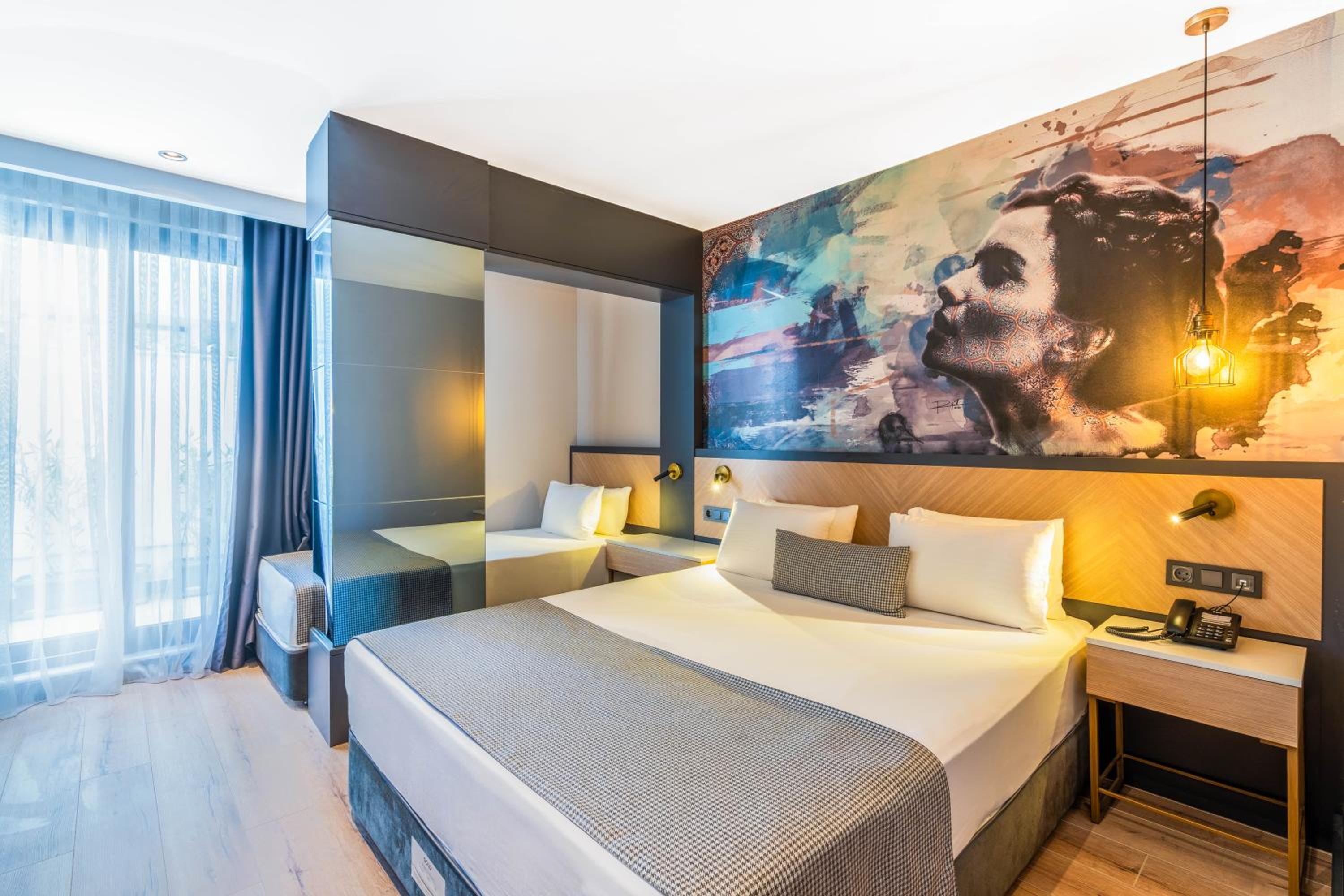 Triple Room with Terrace