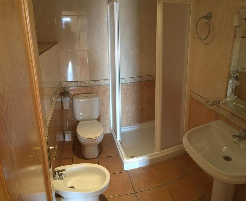Three-Bedroom Apartment - Photo 5
