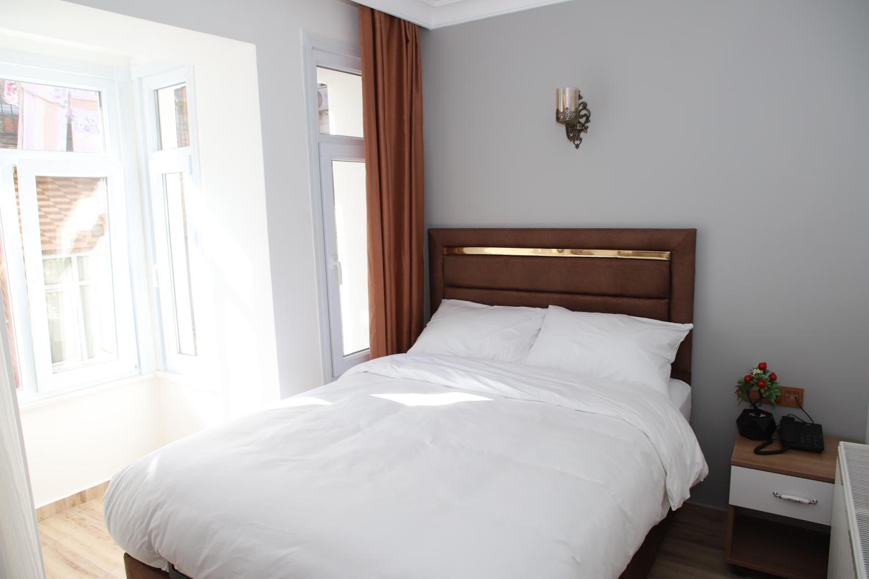 Deluxe Double Room photo 2