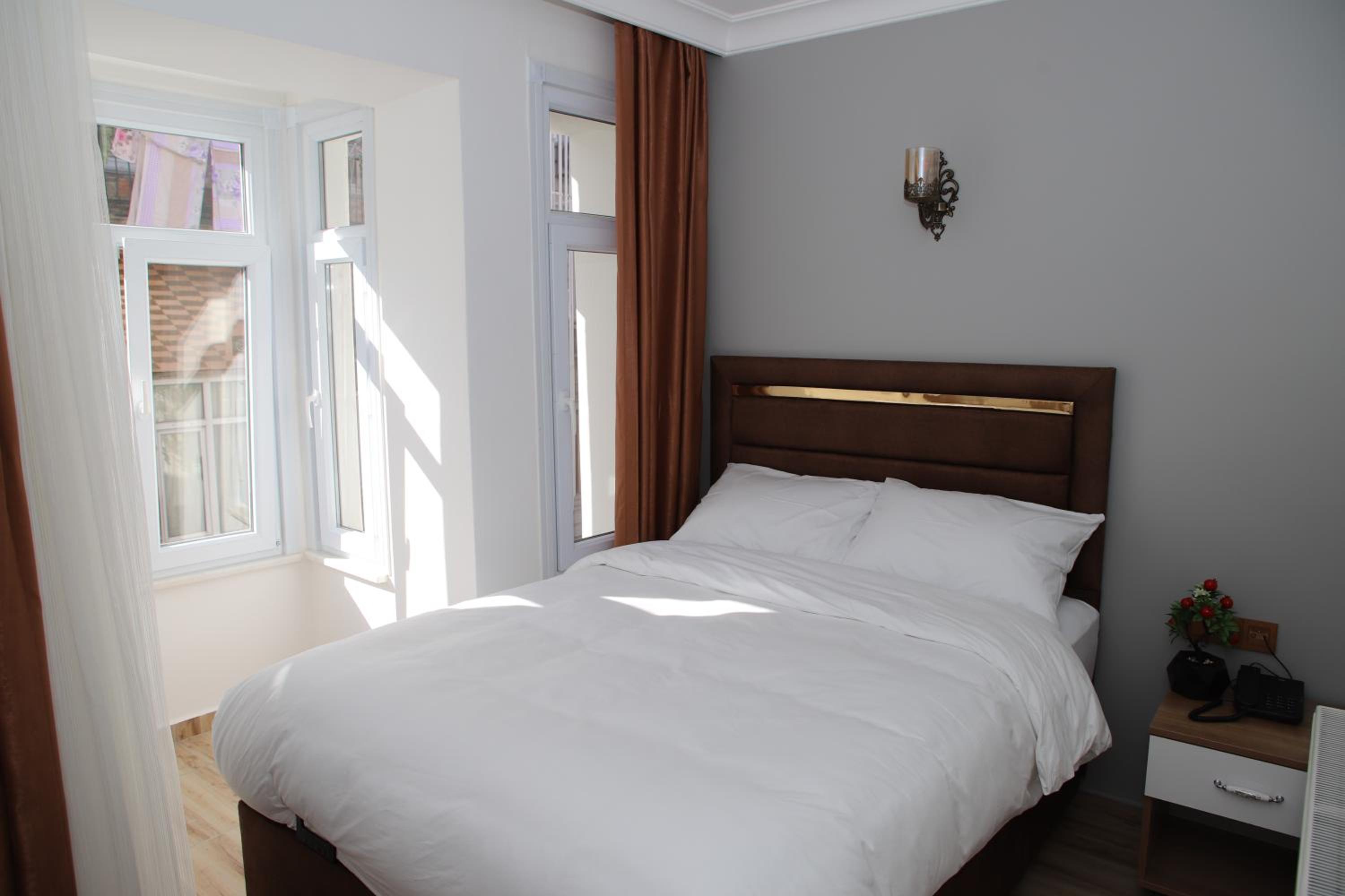 Deluxe Double Room photo 3