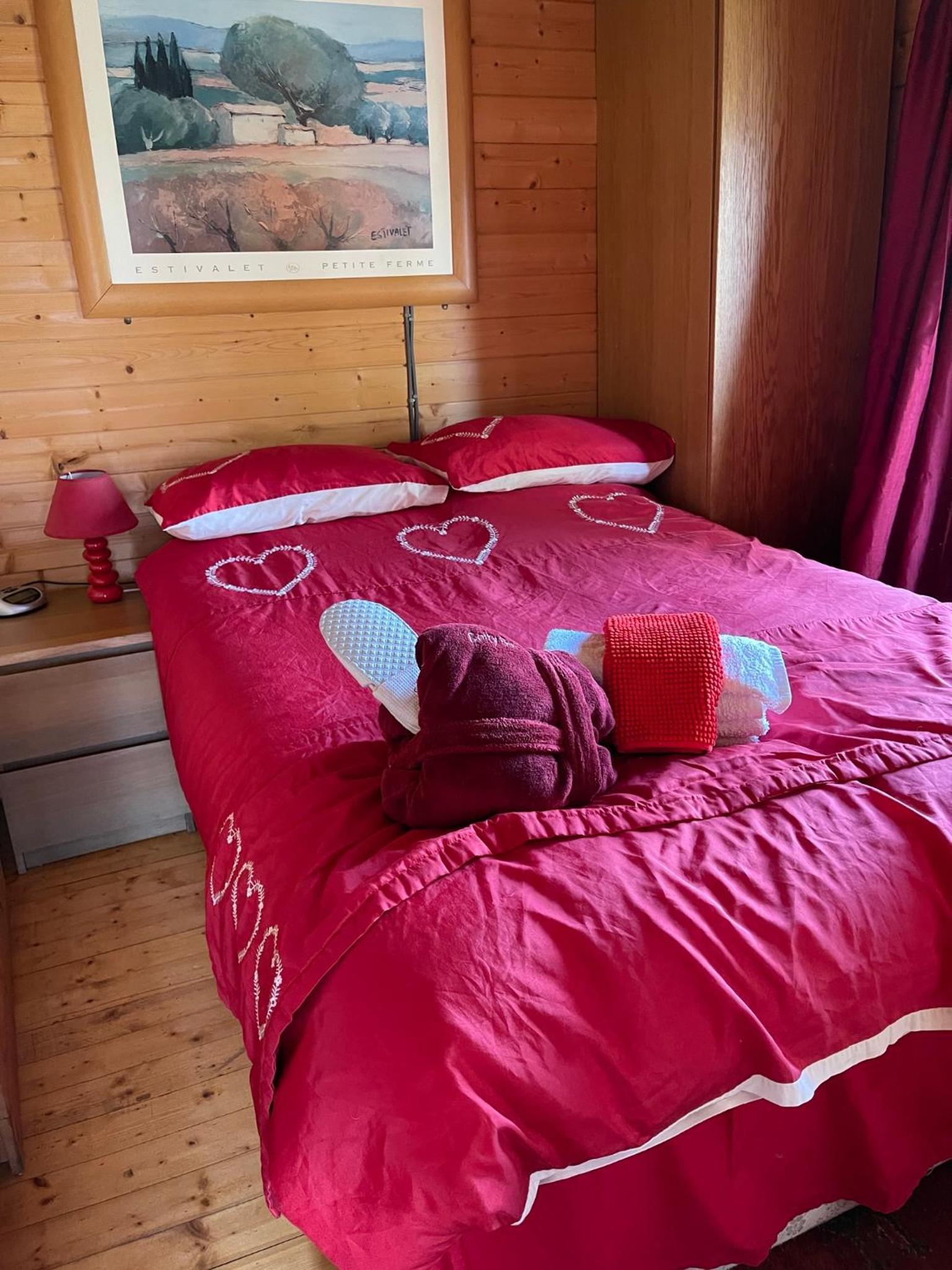 One-Bedroom House - Photo 5