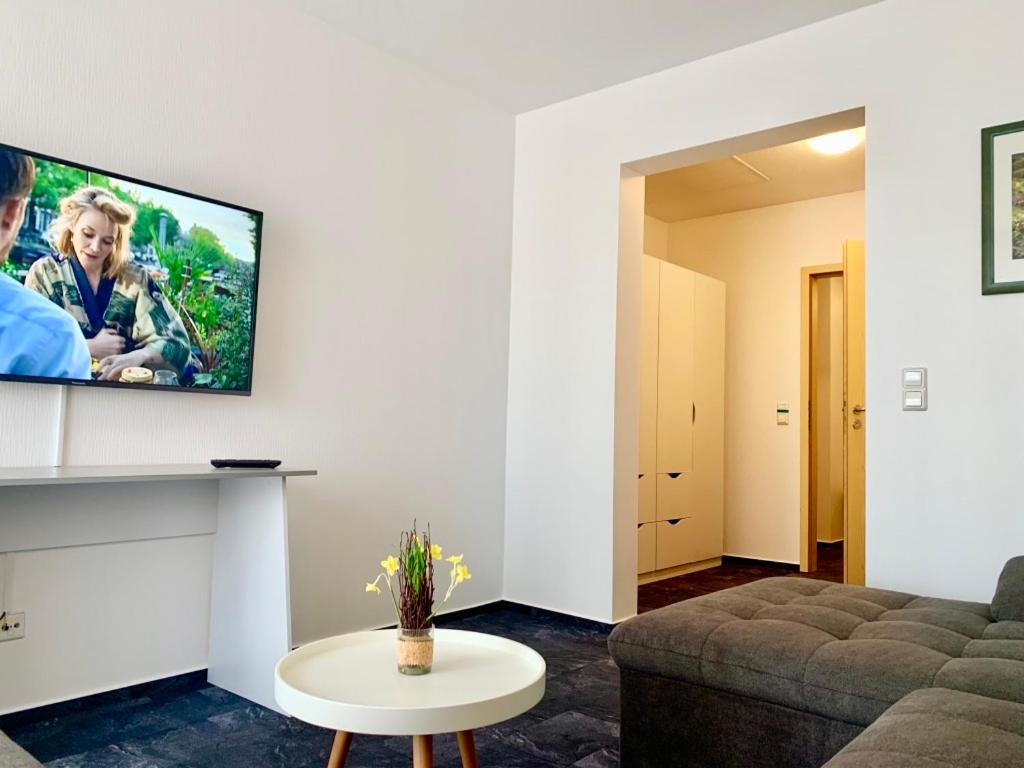 Apartment with Balcony photo 1
