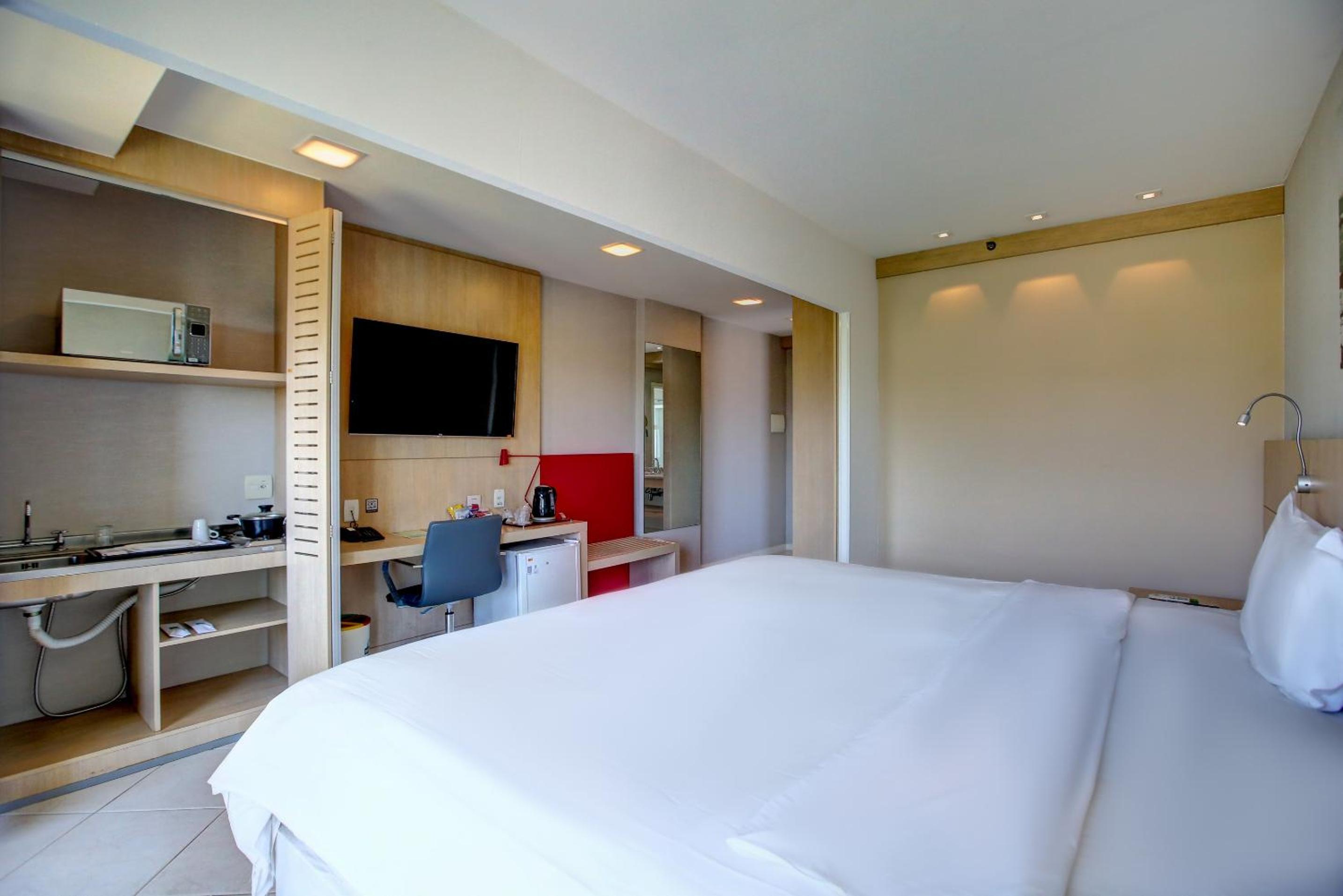Luxury Room with King-Size Bed