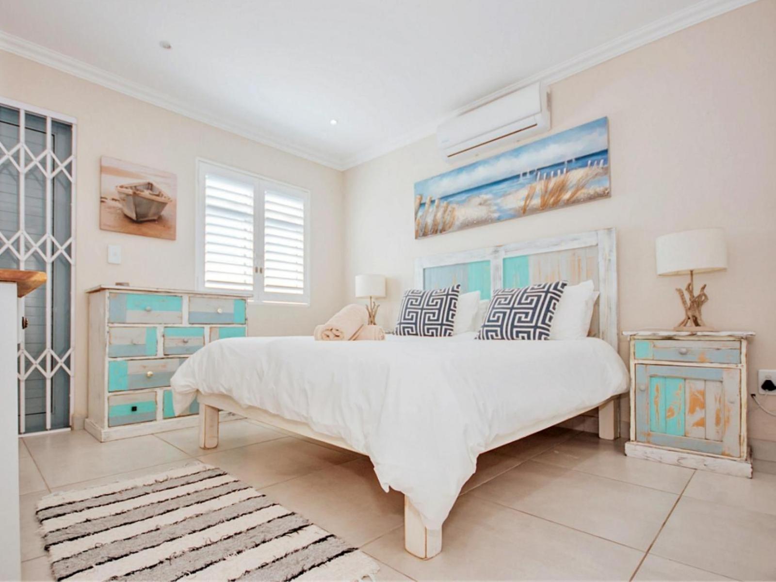 Four-Bedroom House photo 3