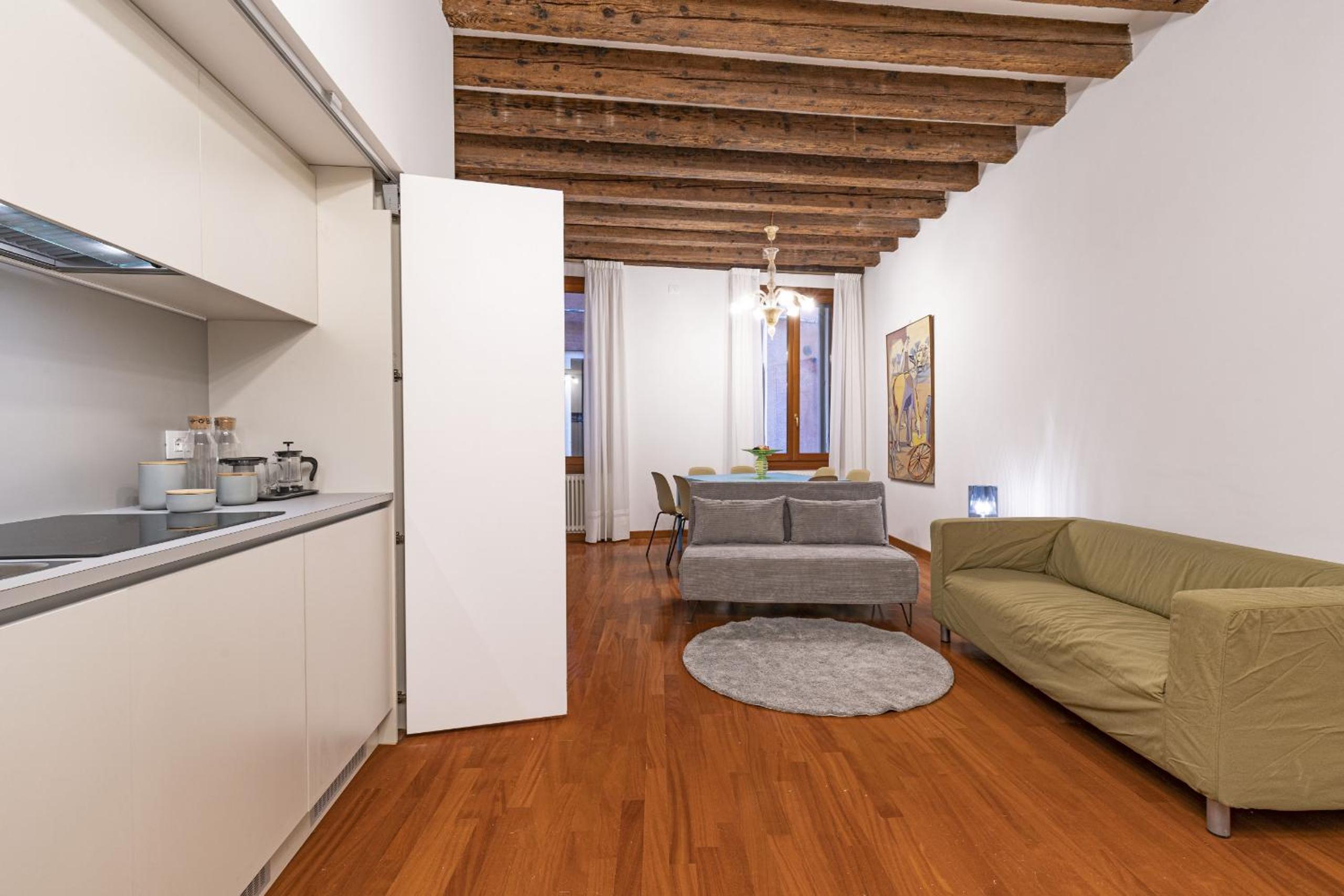 Two-Bedroom Apartment photo 3