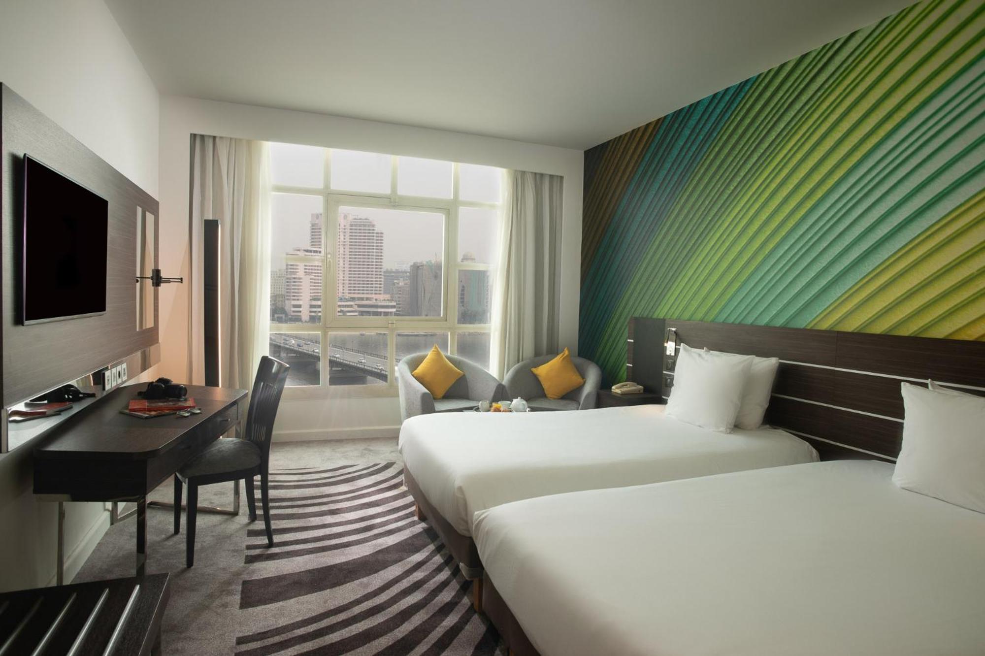 Superior Twin Room - River Side thumbnail 6