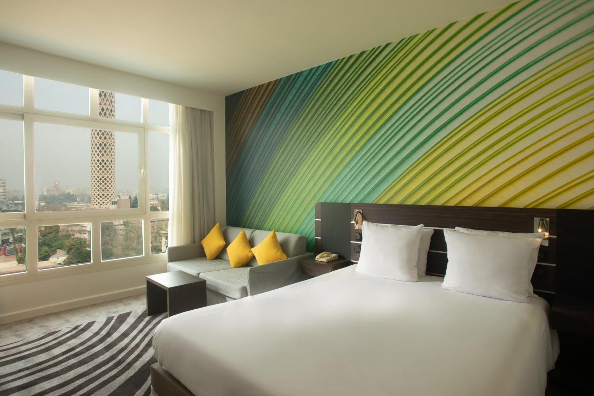Superior Double Room with Sofa - City Side - Photo 7