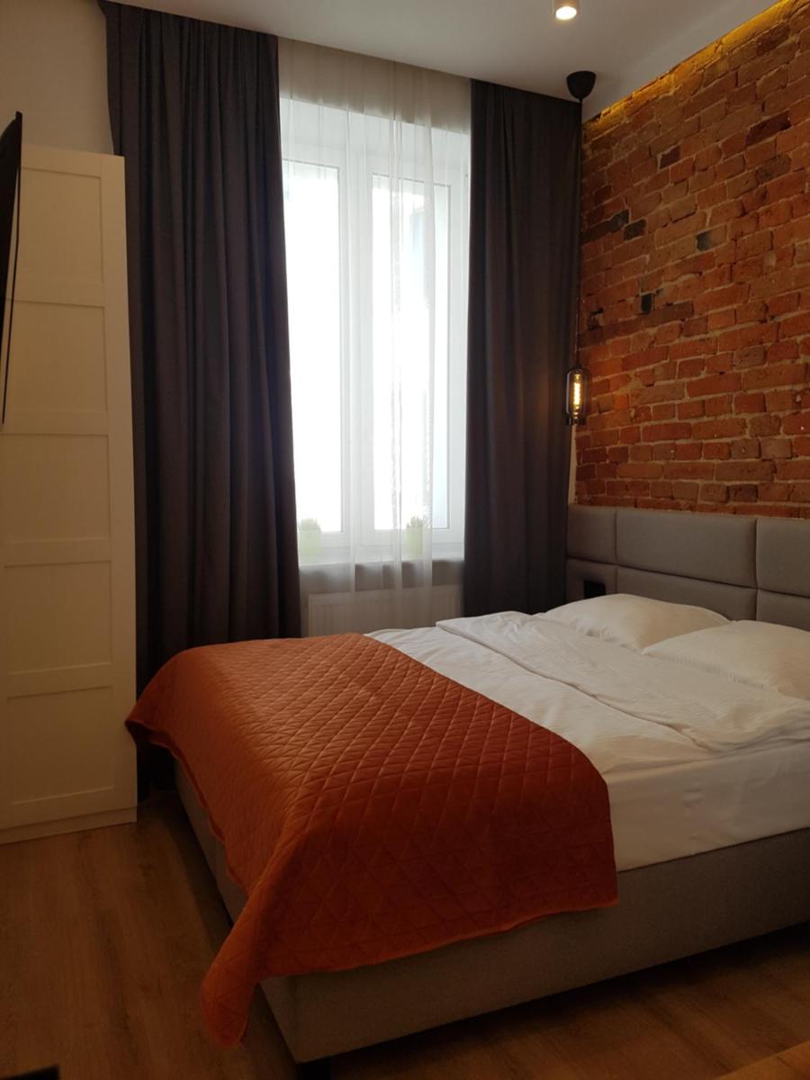 Double Room with Private Bathroom - Photo 3