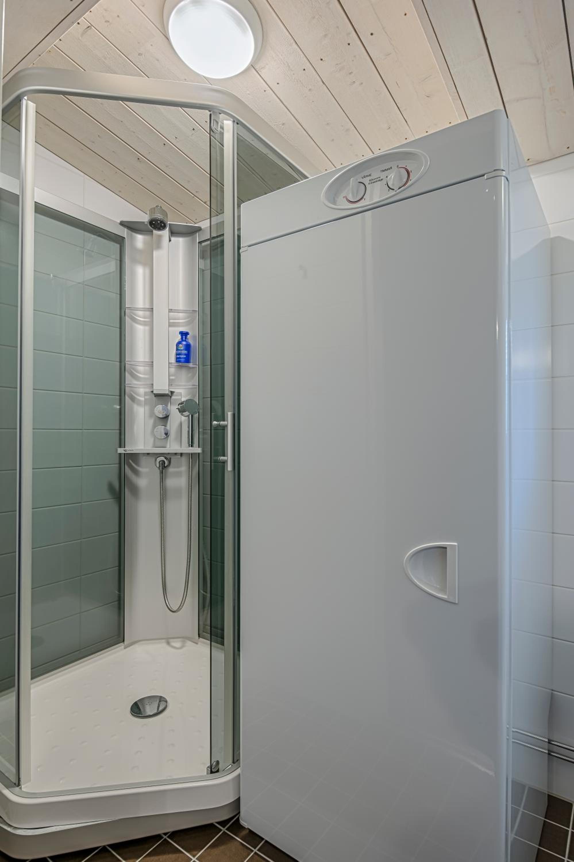 Double Room - Photo 7