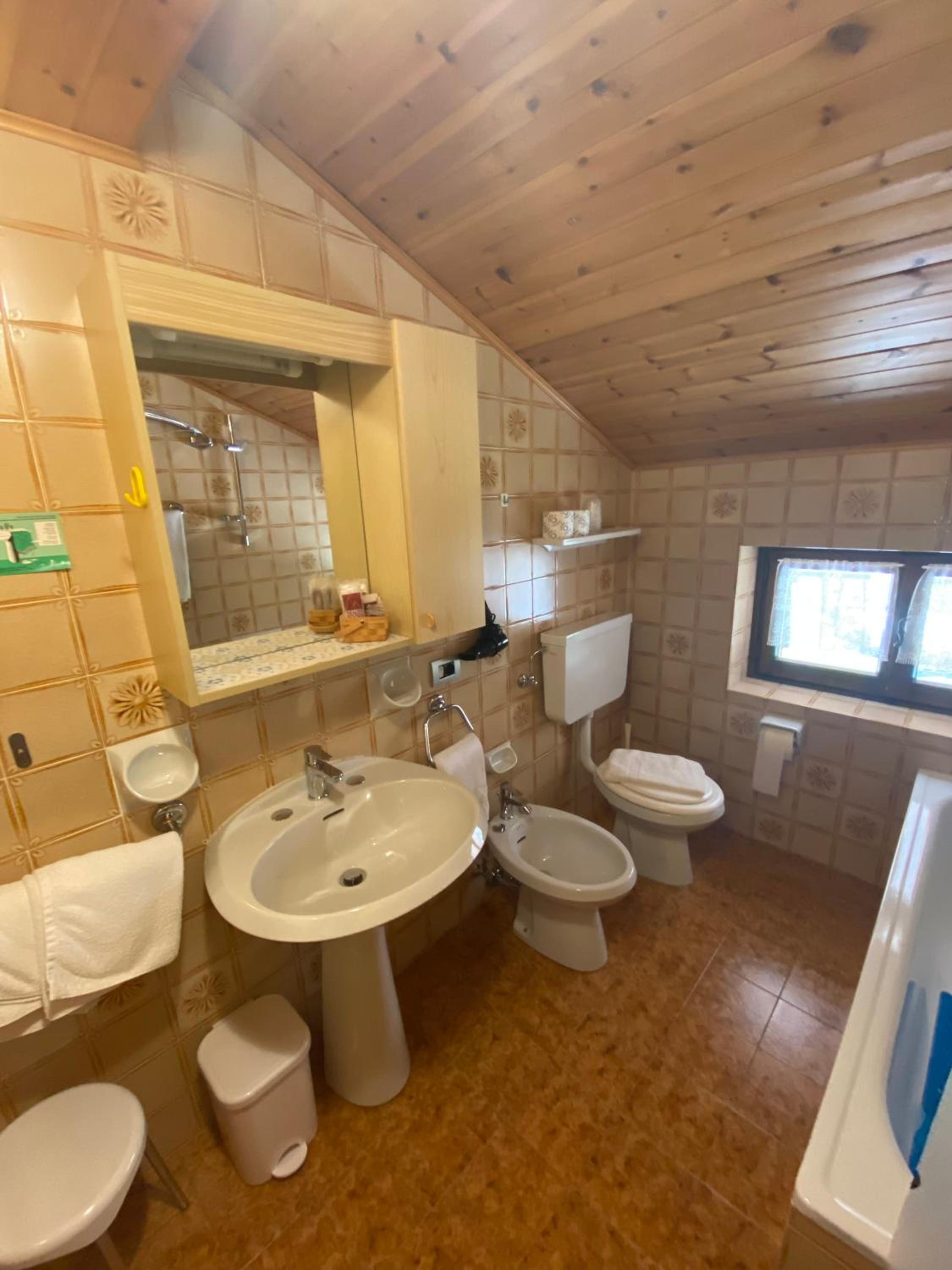 Quadruple Room with Terrace - Photo 4