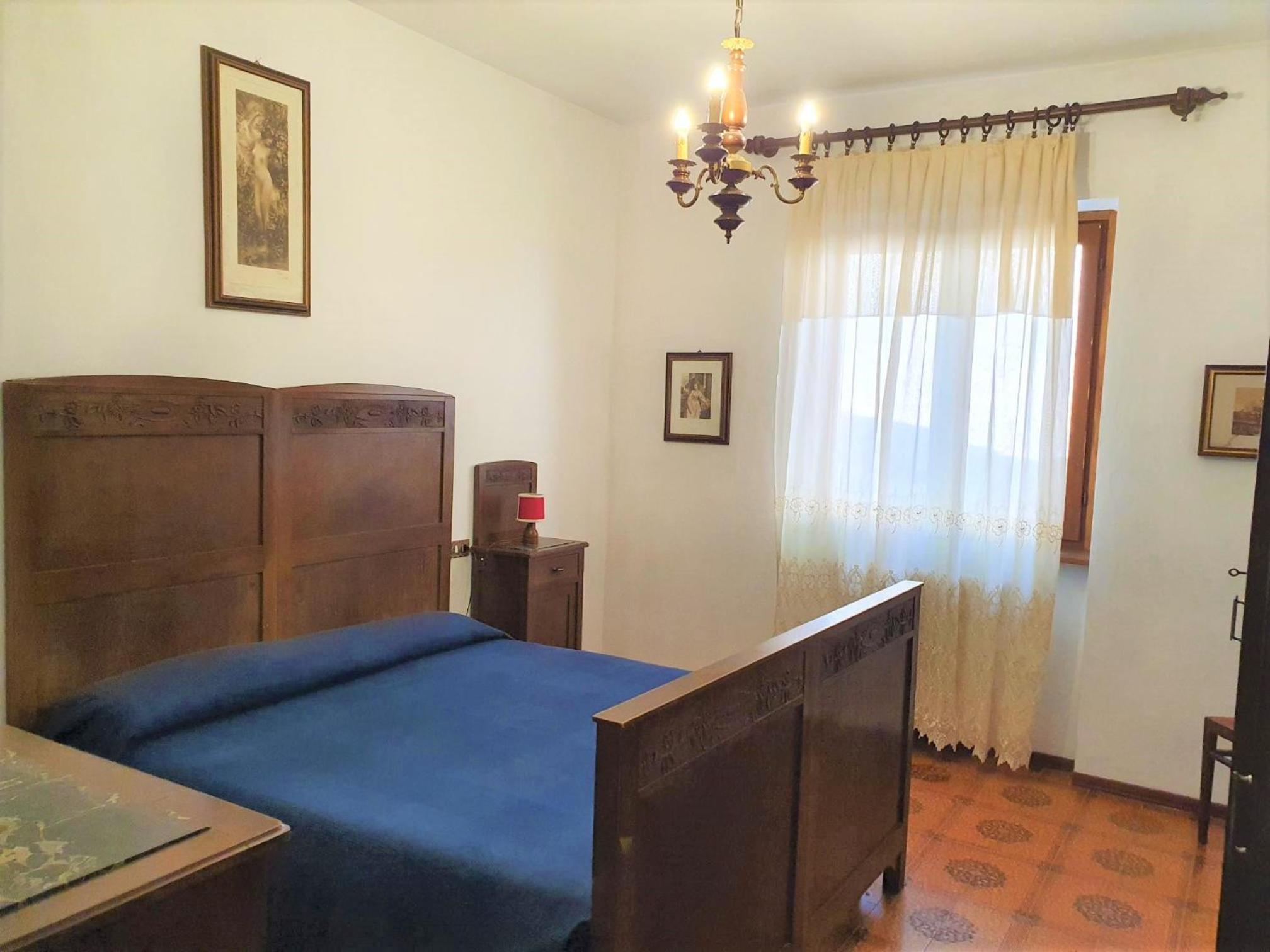 Large Single Room photo 3