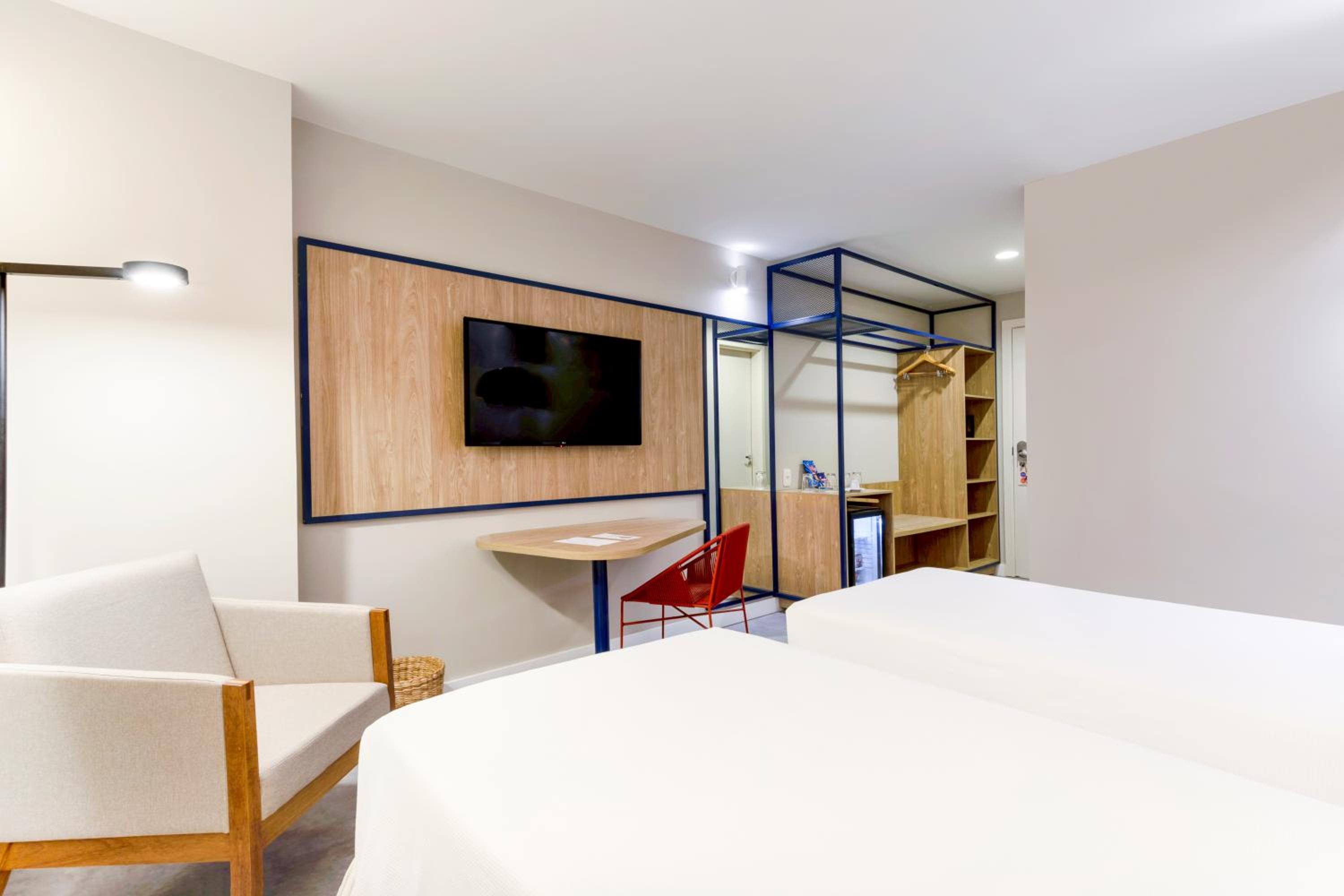 Superior Twin Room - Photo 4