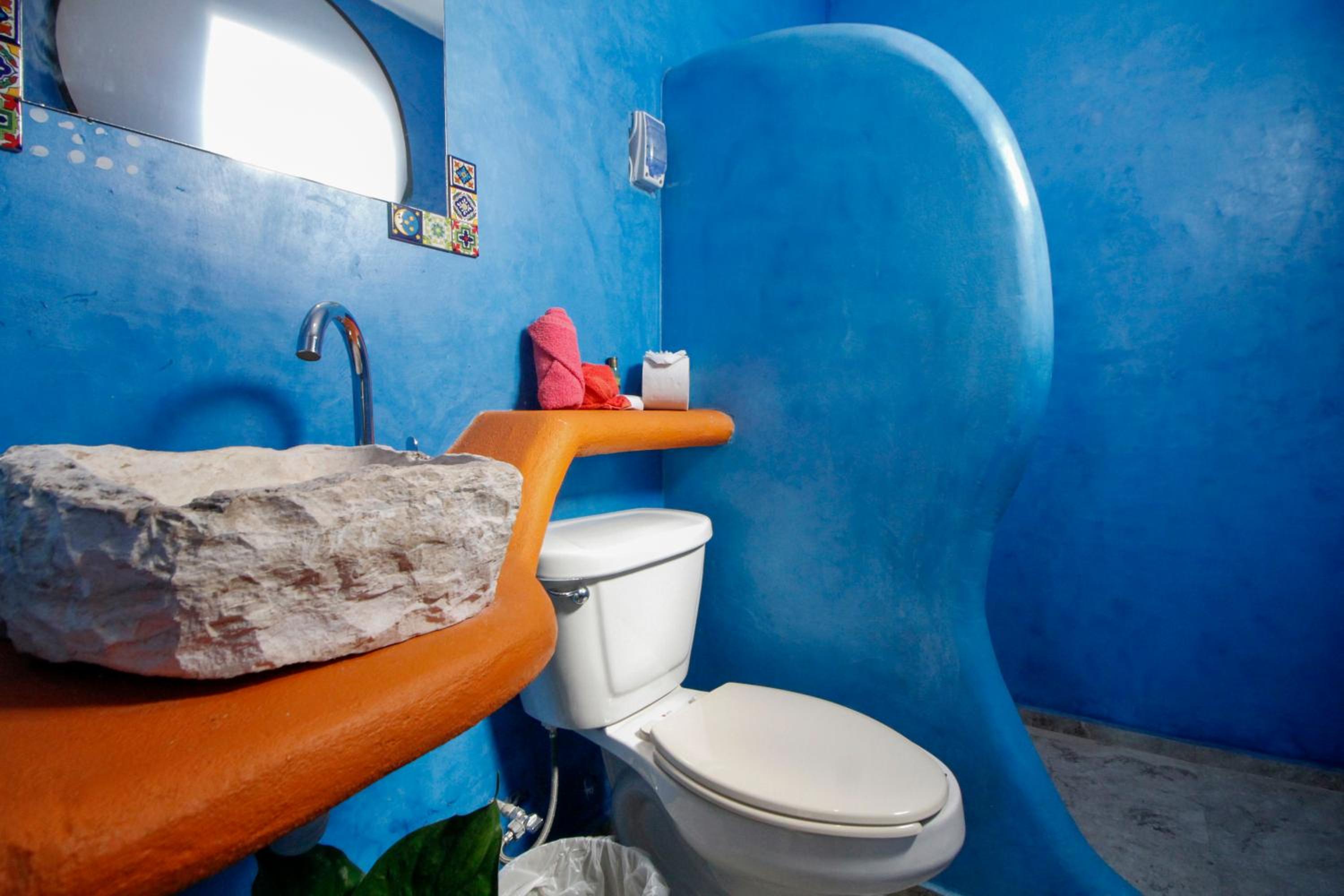 Two-Bedroom Villa - Photo 17