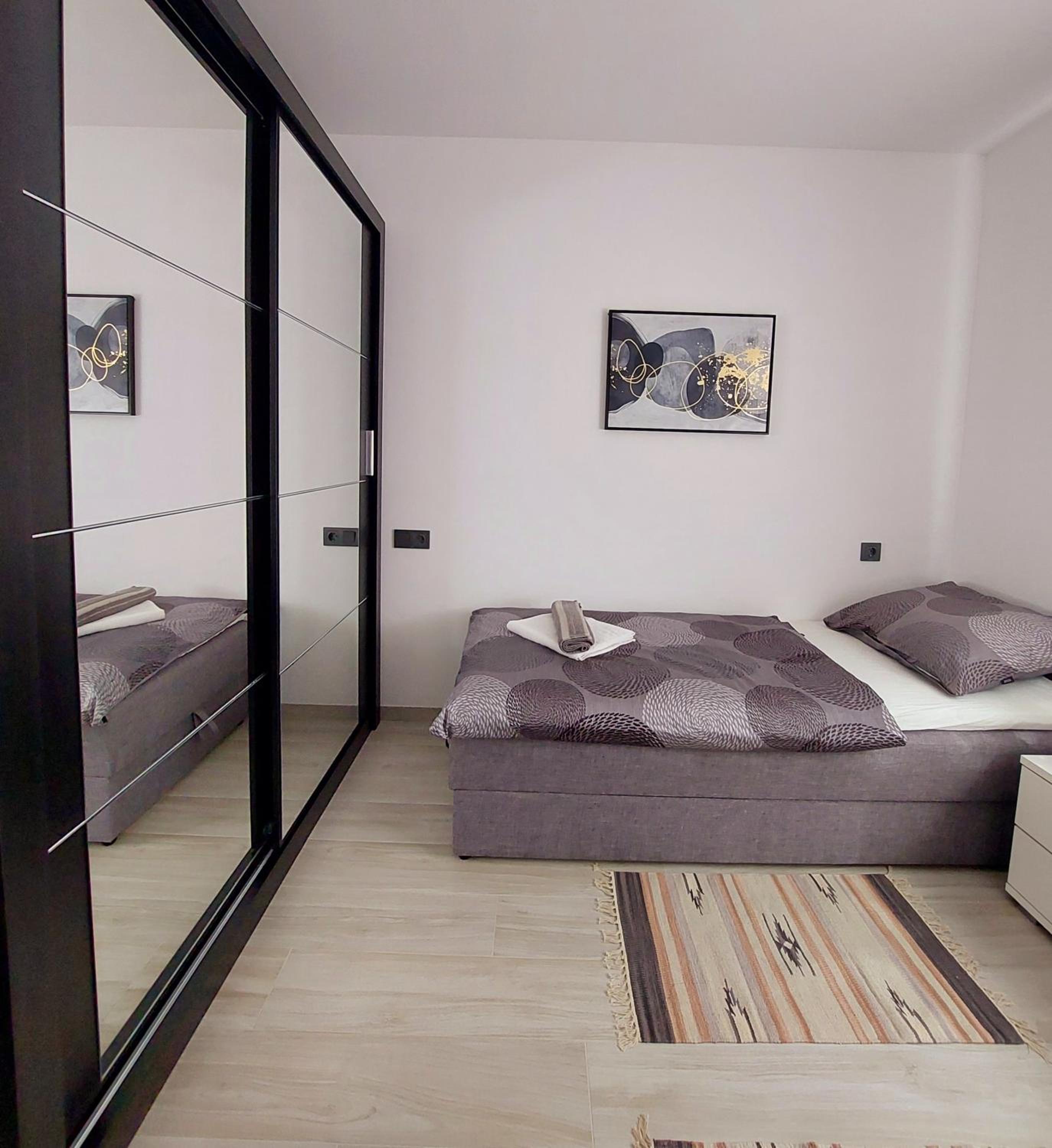 Two-Bedroom Apartment - Photo 30