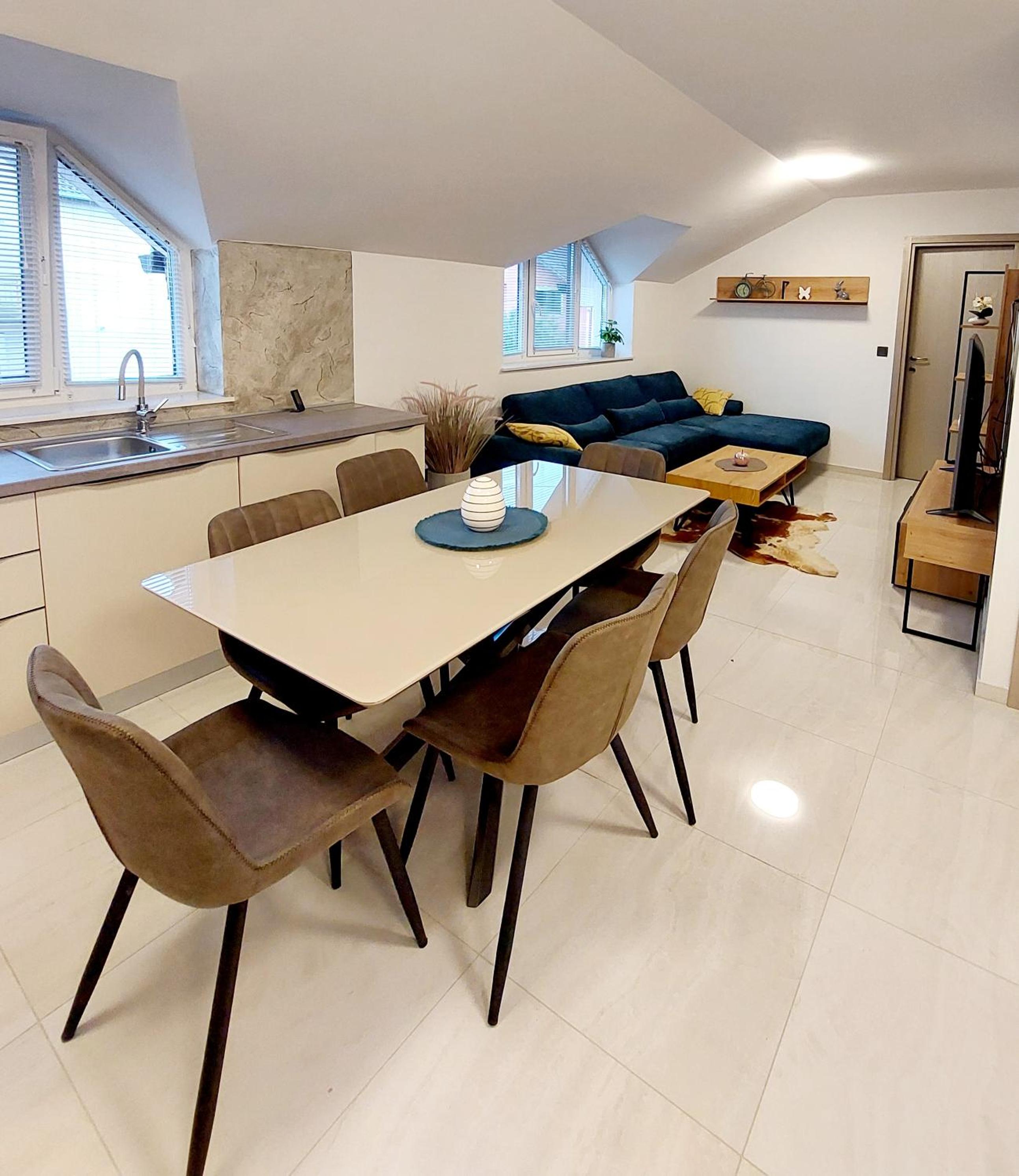 Three-Bedroom Apartment - Photo 8