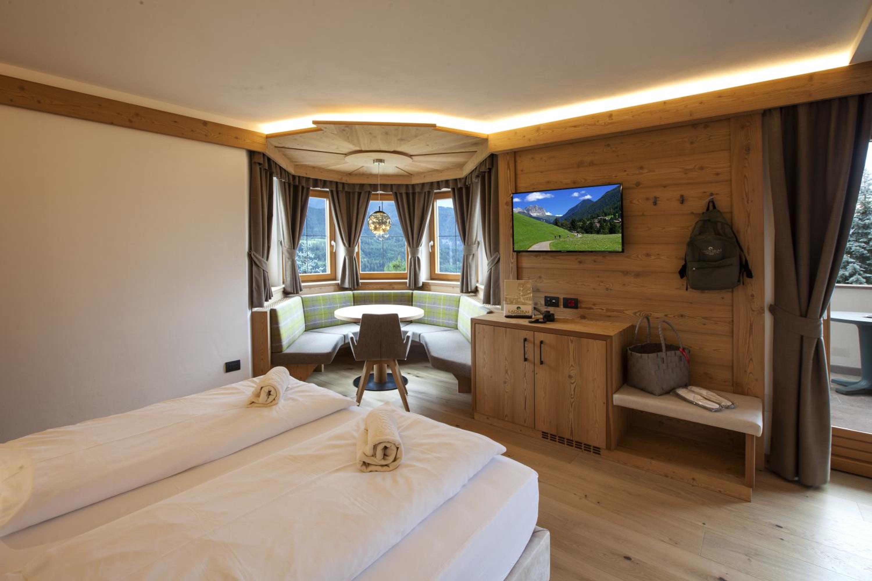 Junior Suite with Garden View - Photo 5