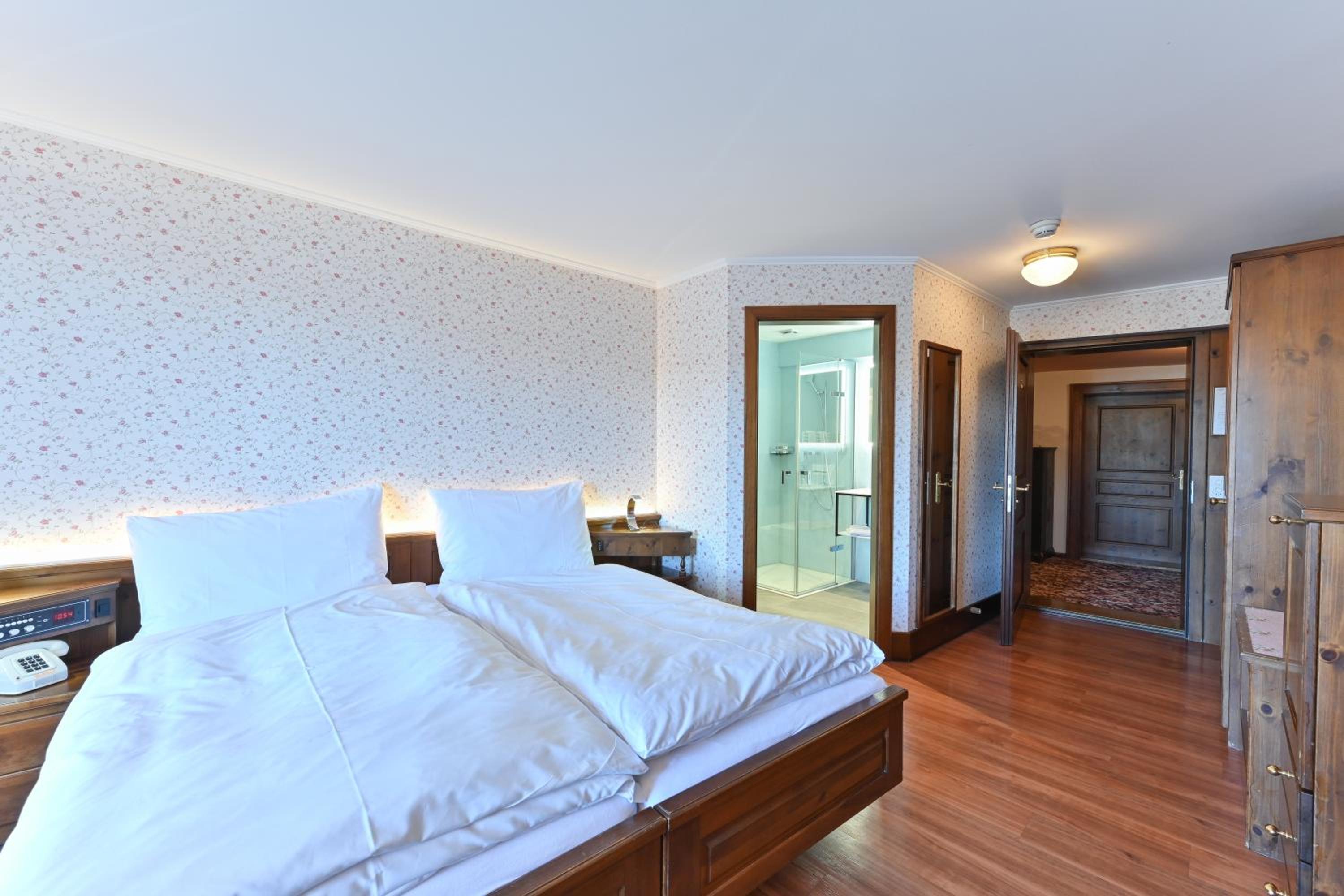 Double Room - Photo 2