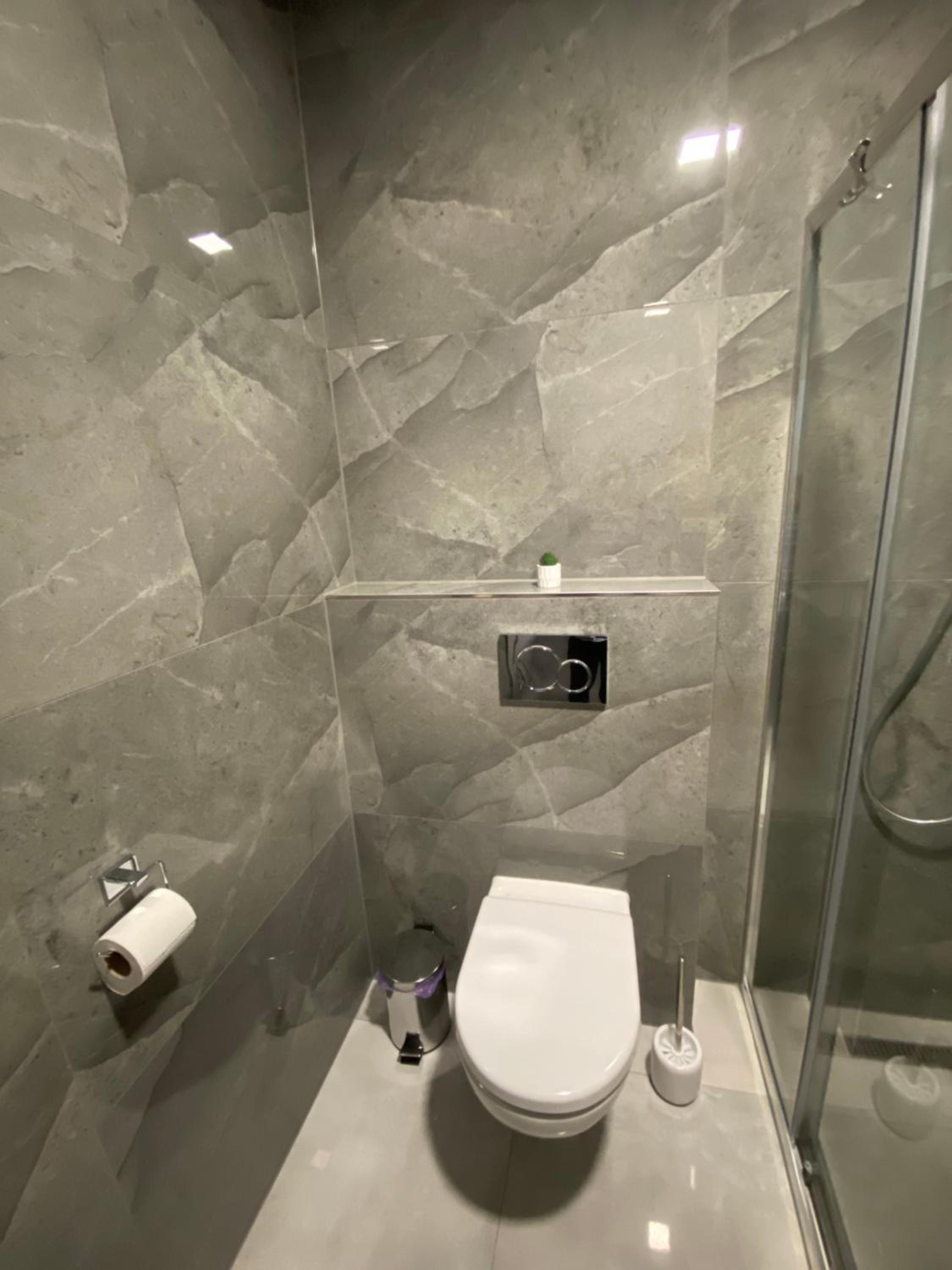 One-Bedroom Apartment - Photo 10