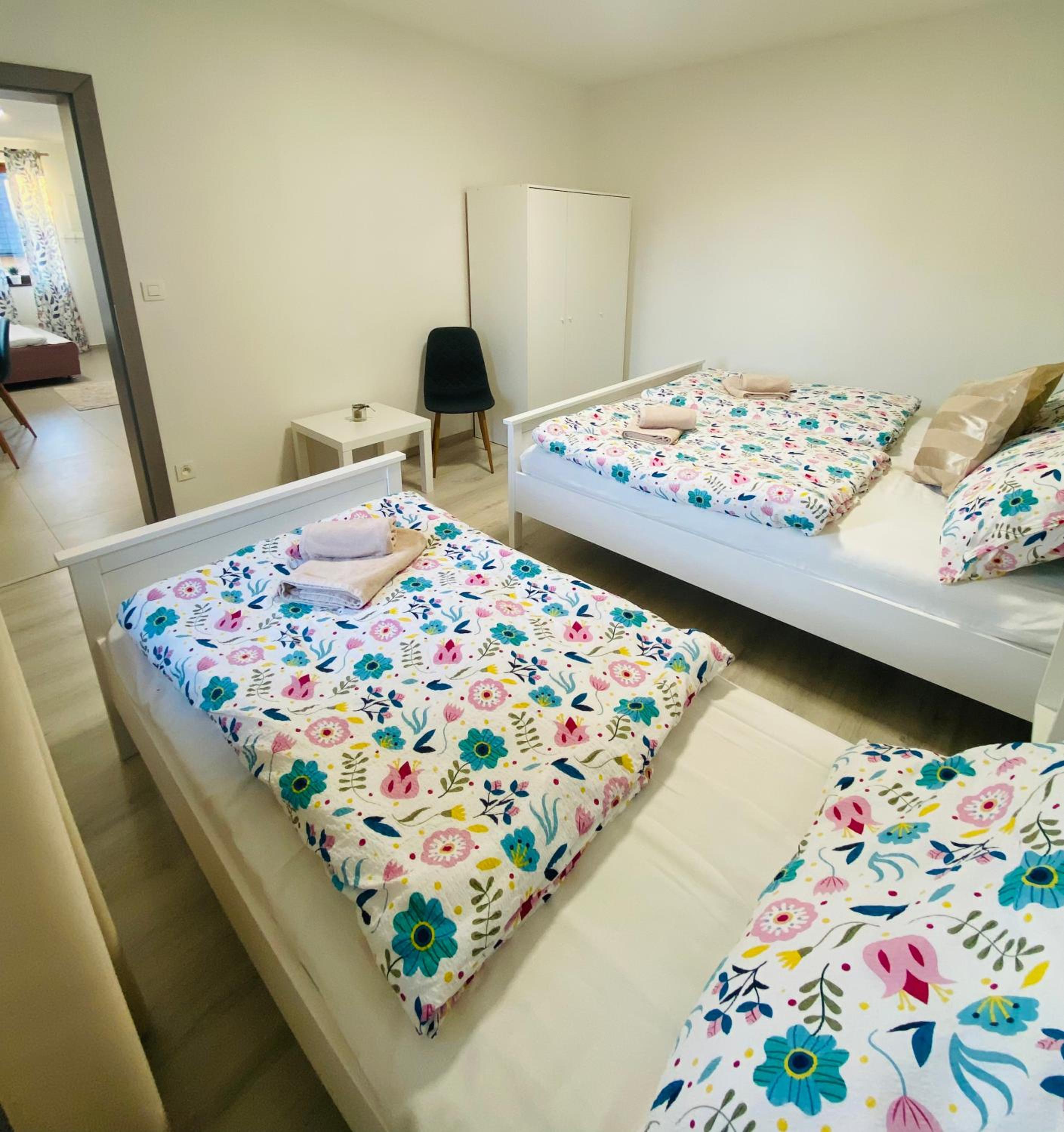 One-Bedroom Apartment - Photo 13