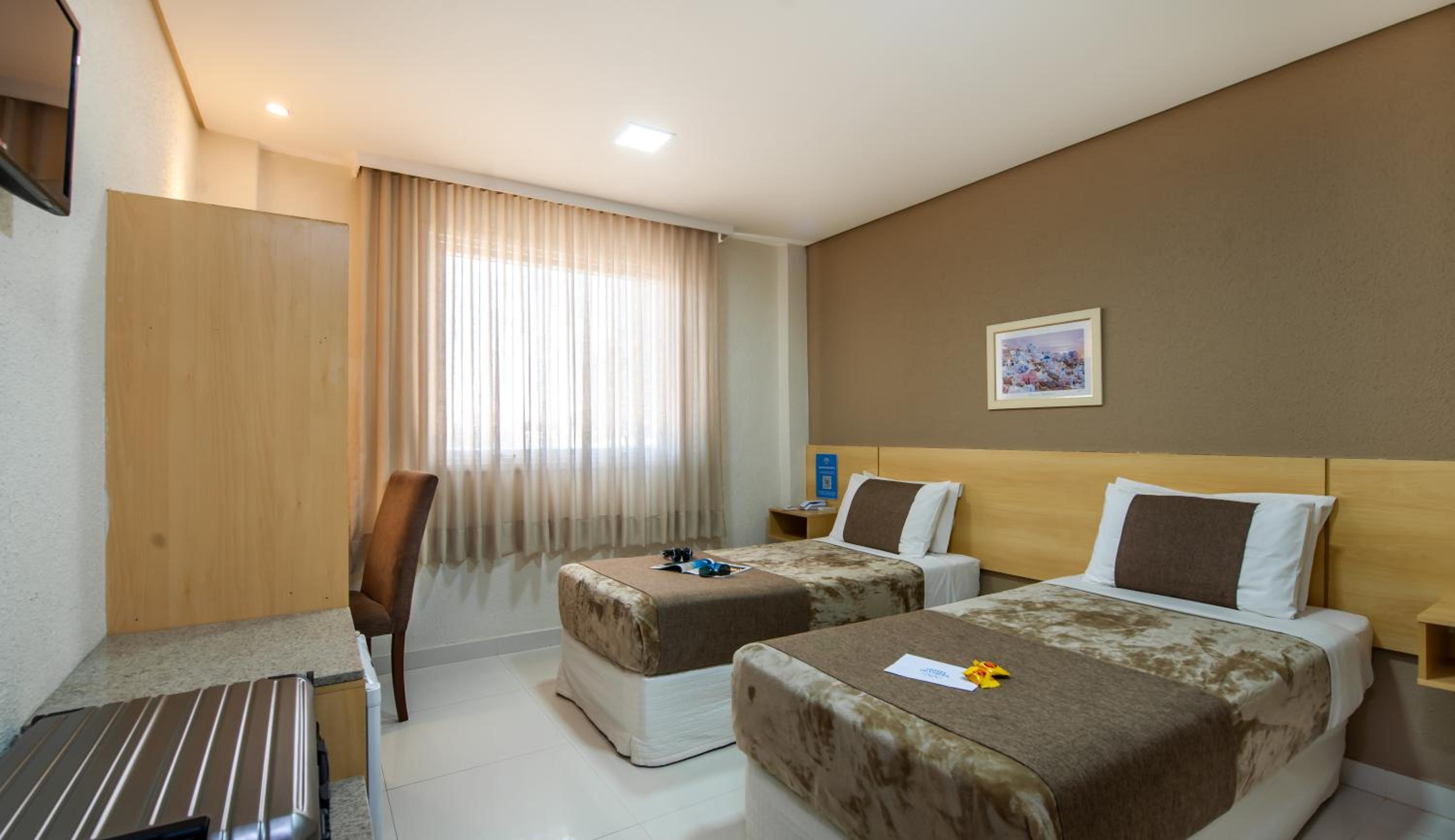 Standard Twin Room photo 3
