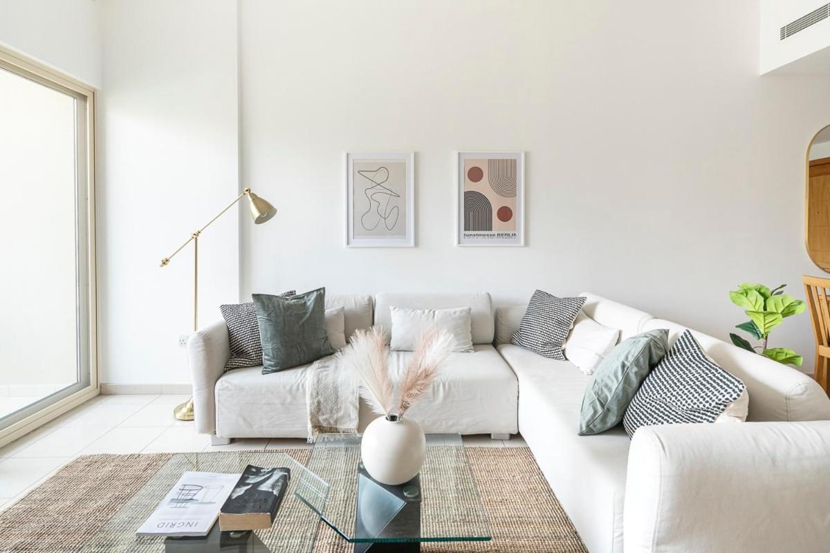 Apartment photo 2