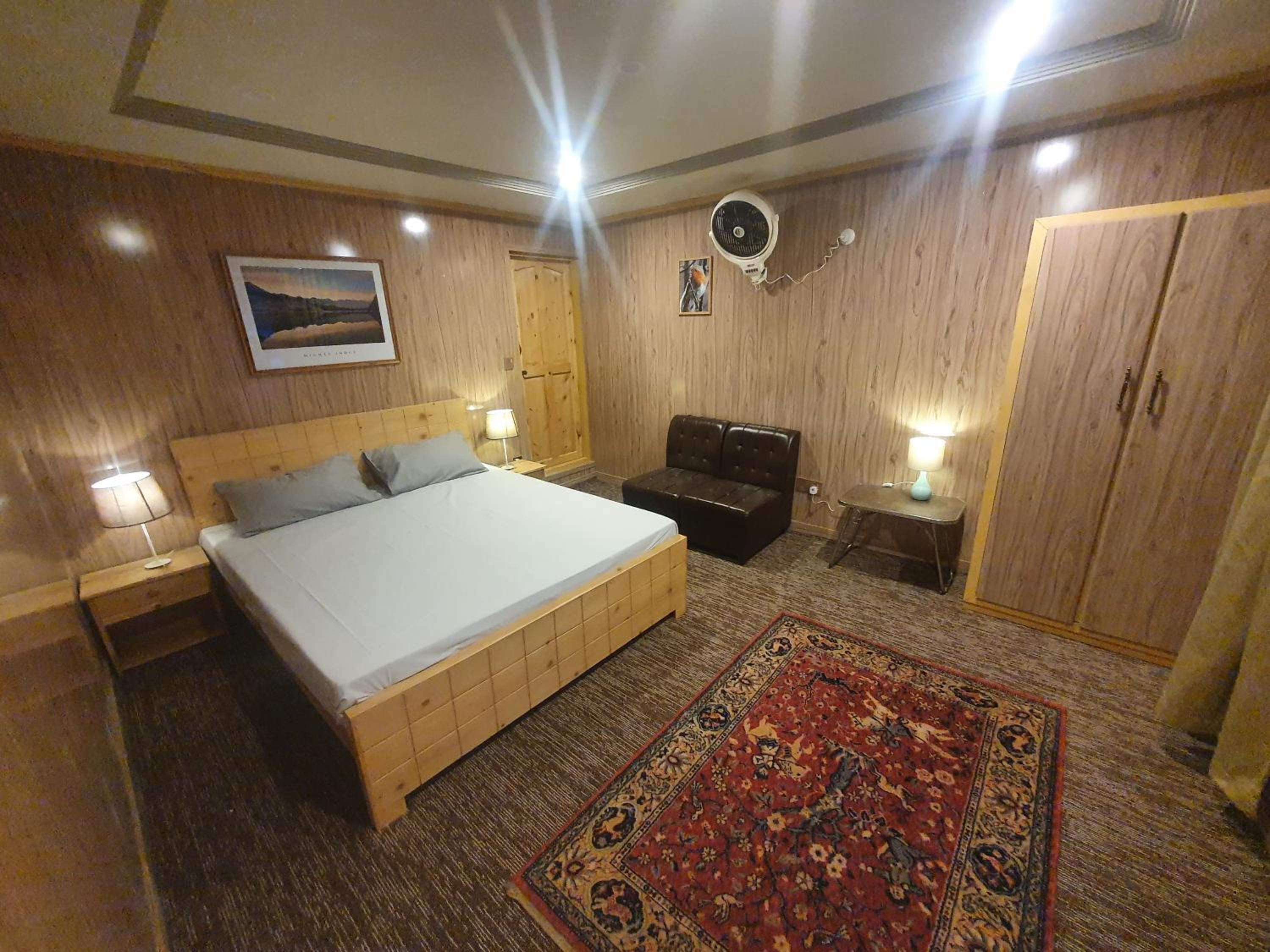 Deluxe Double Room photo 2