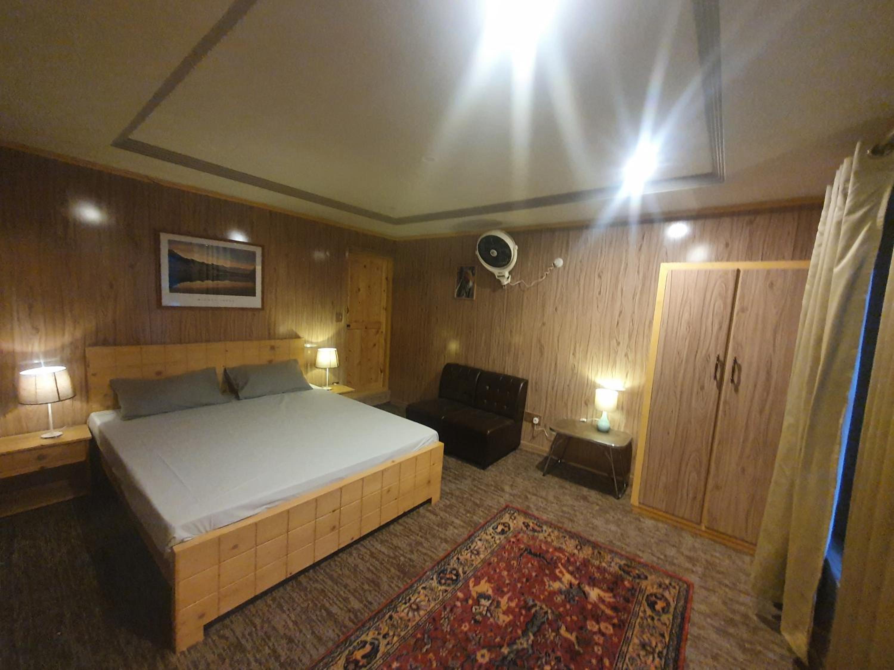 Deluxe Double Room photo 3