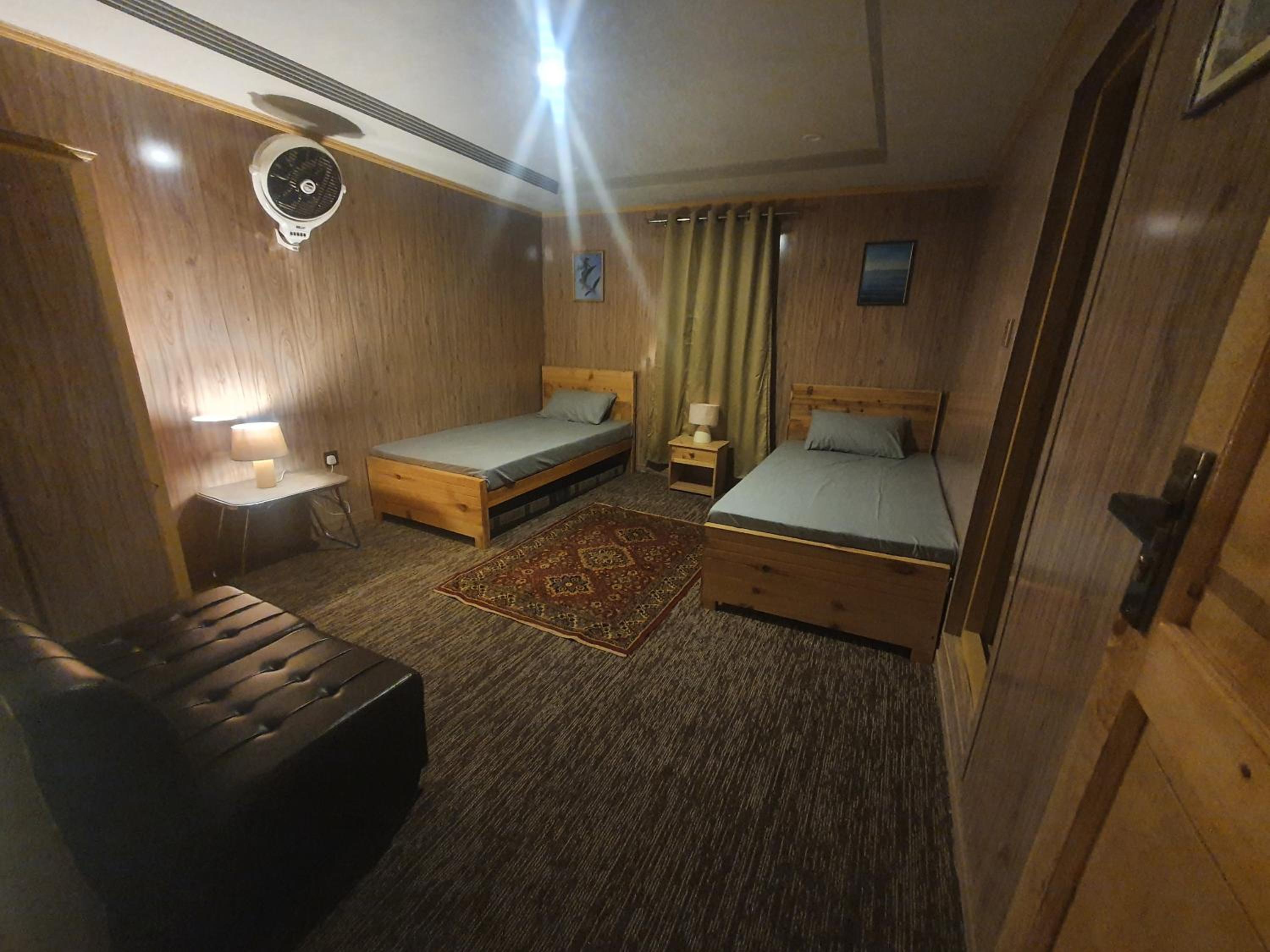 Deluxe Twin Room photo 1