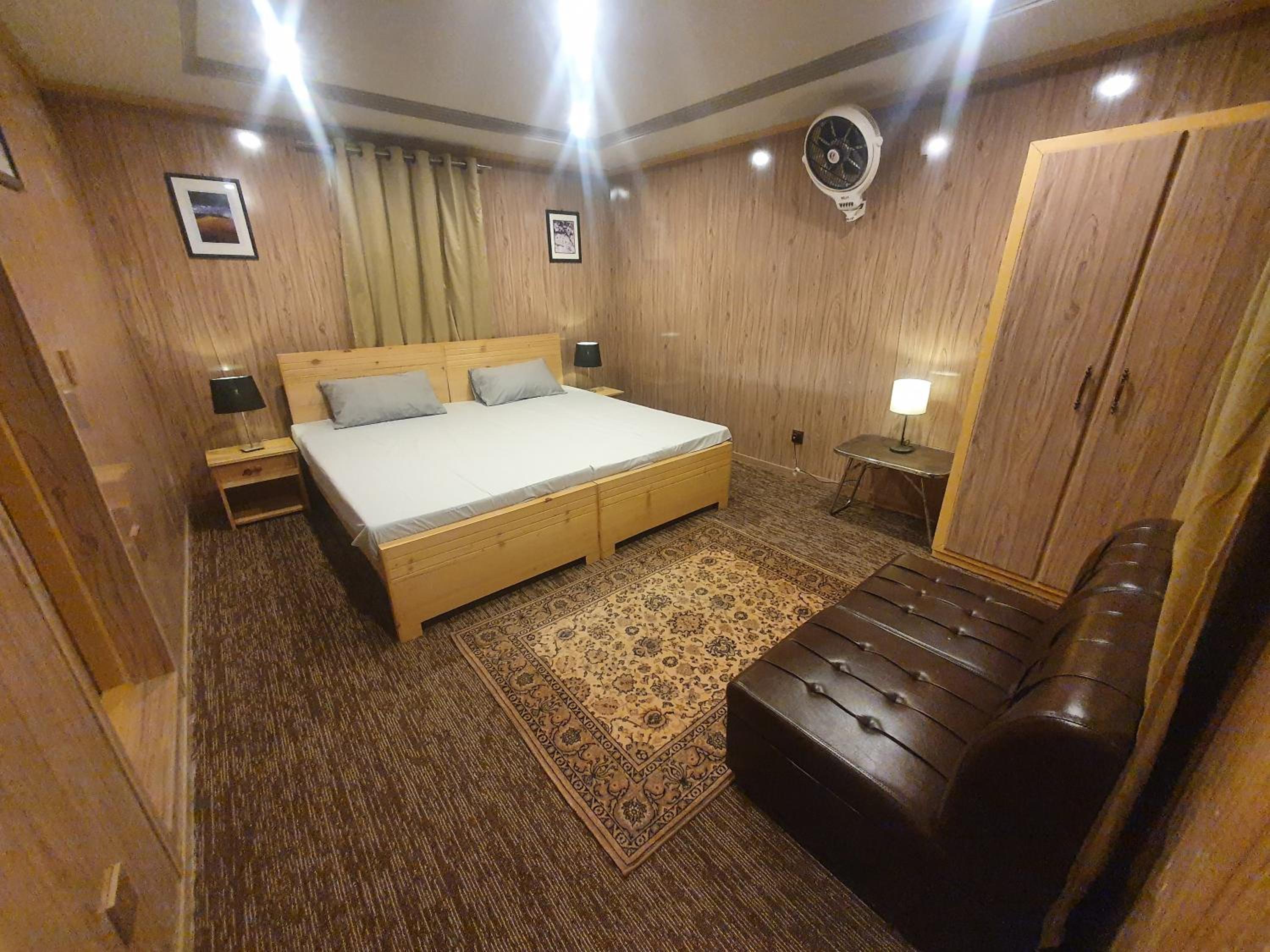 Deluxe Double Room photo 3