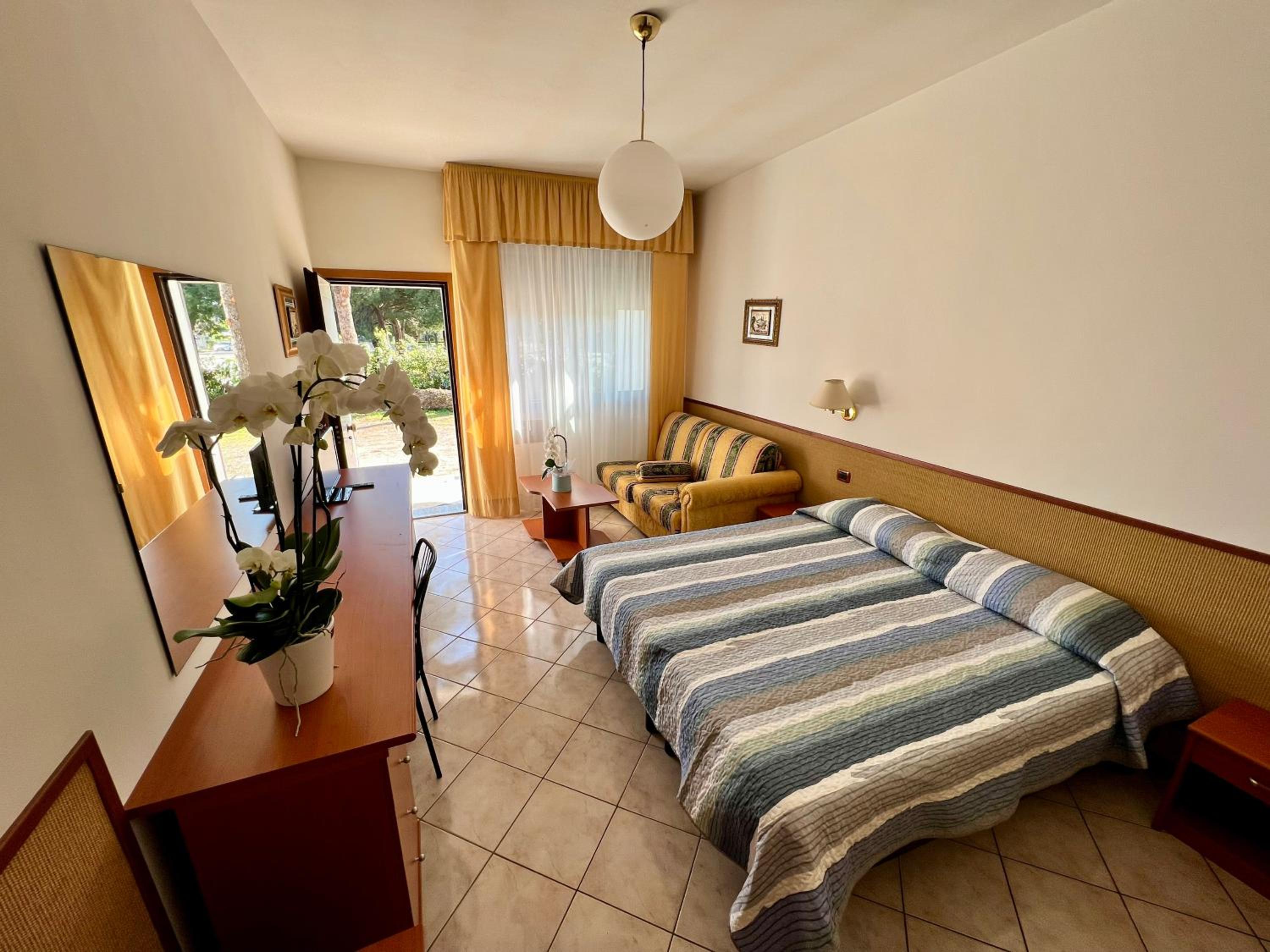 Comfort Double or Twin Room
