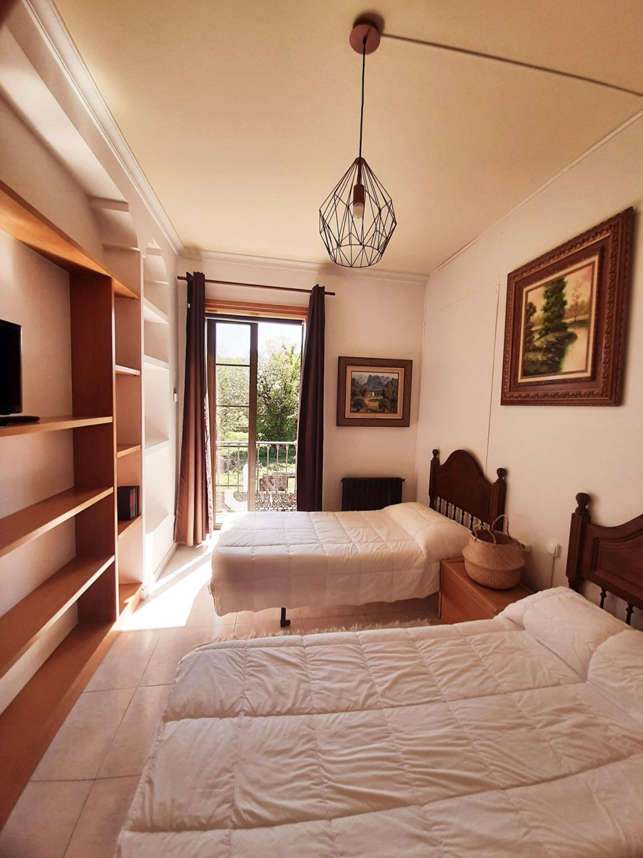 Twin Room with Shared Bathroom