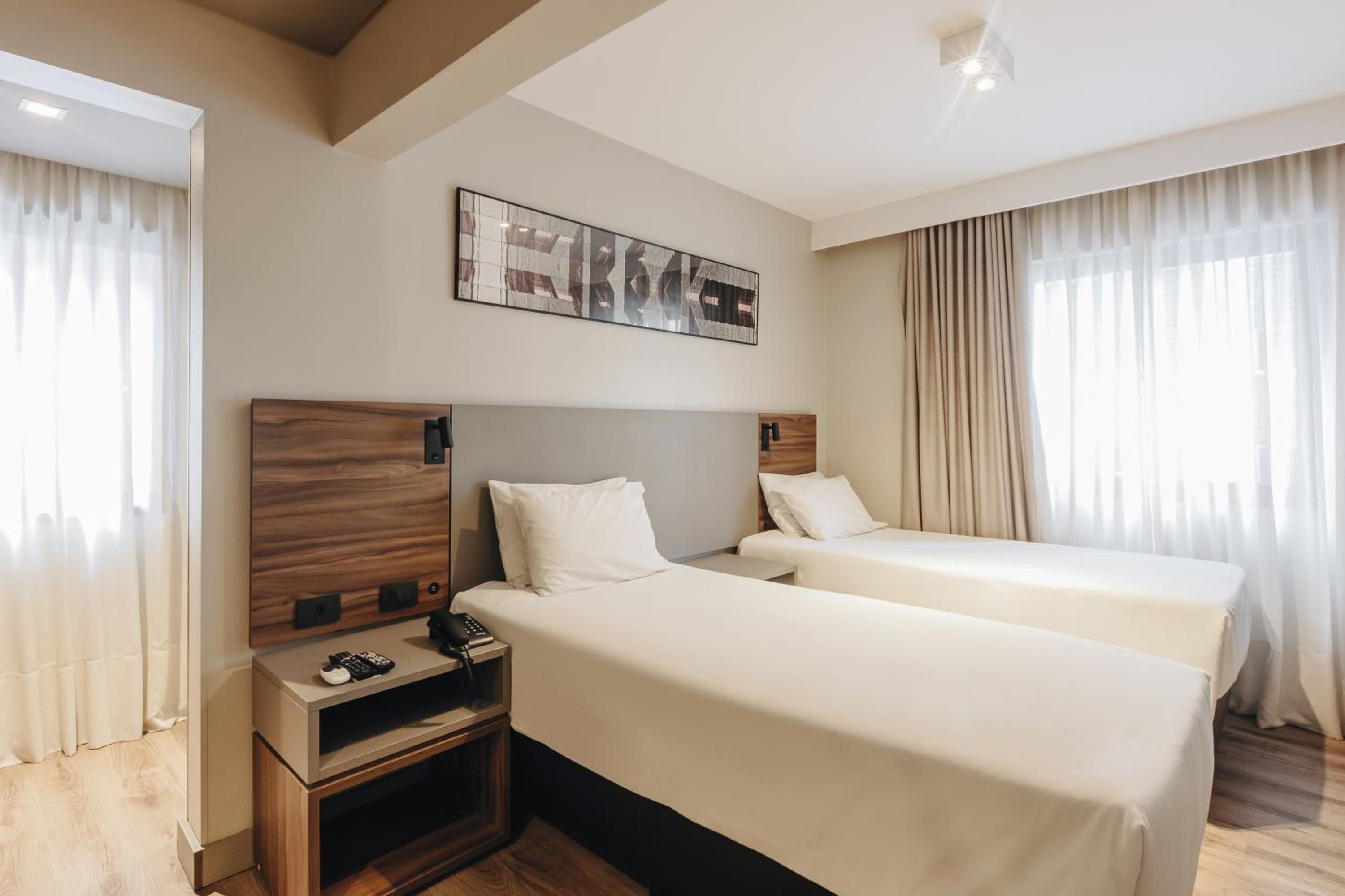 Standard Apartment with Twin Beds - Photo 1