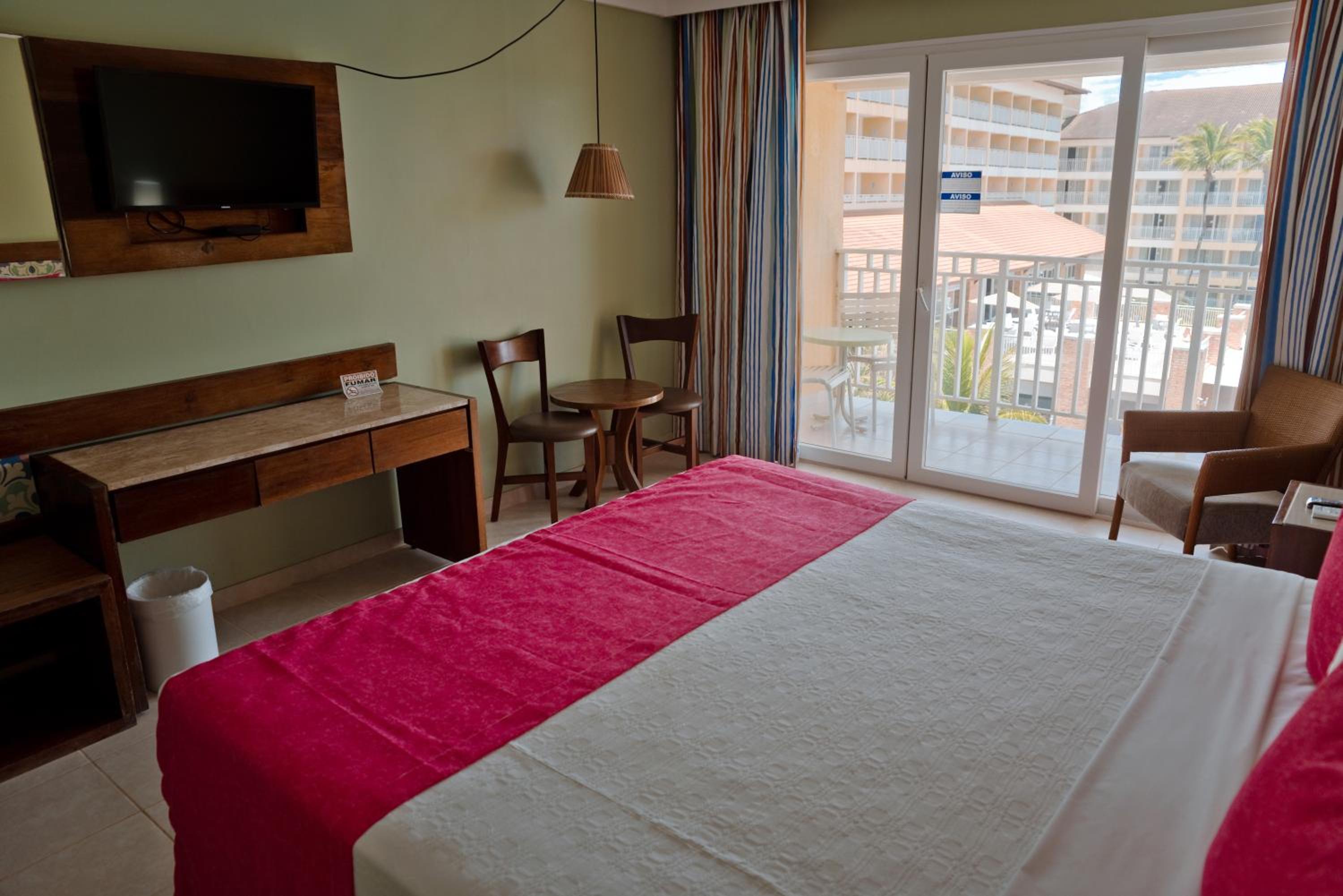 Superior Room with Sea Side View thumbnail 6