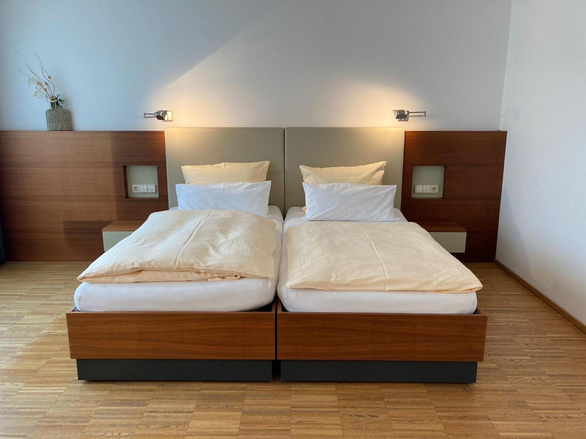 Large Double Room photo 1