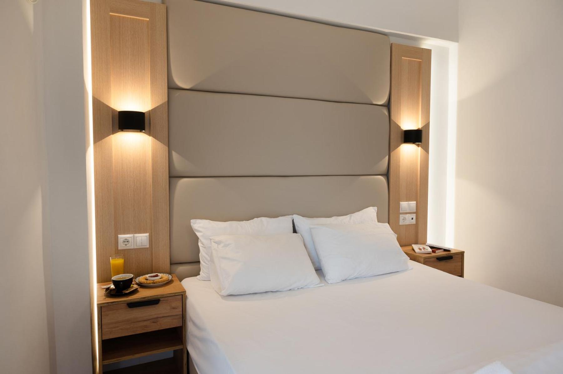 Double Room with Balcony photo 3