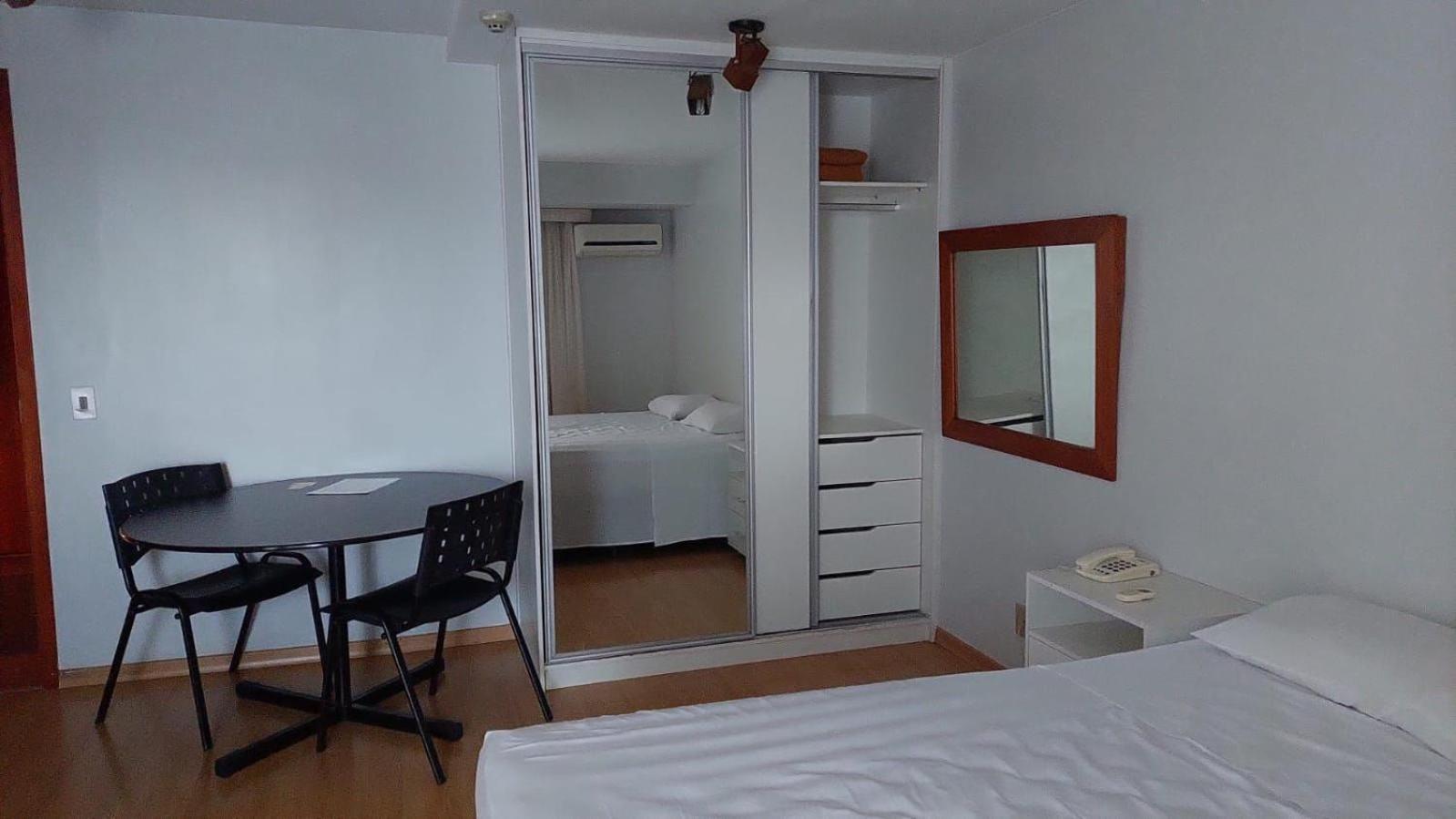 Deluxe Room - Photo 8