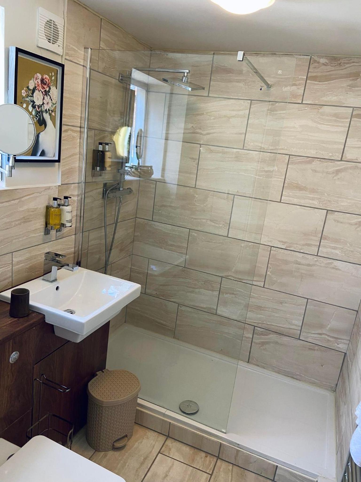 Deluxe Family Suite photo 2