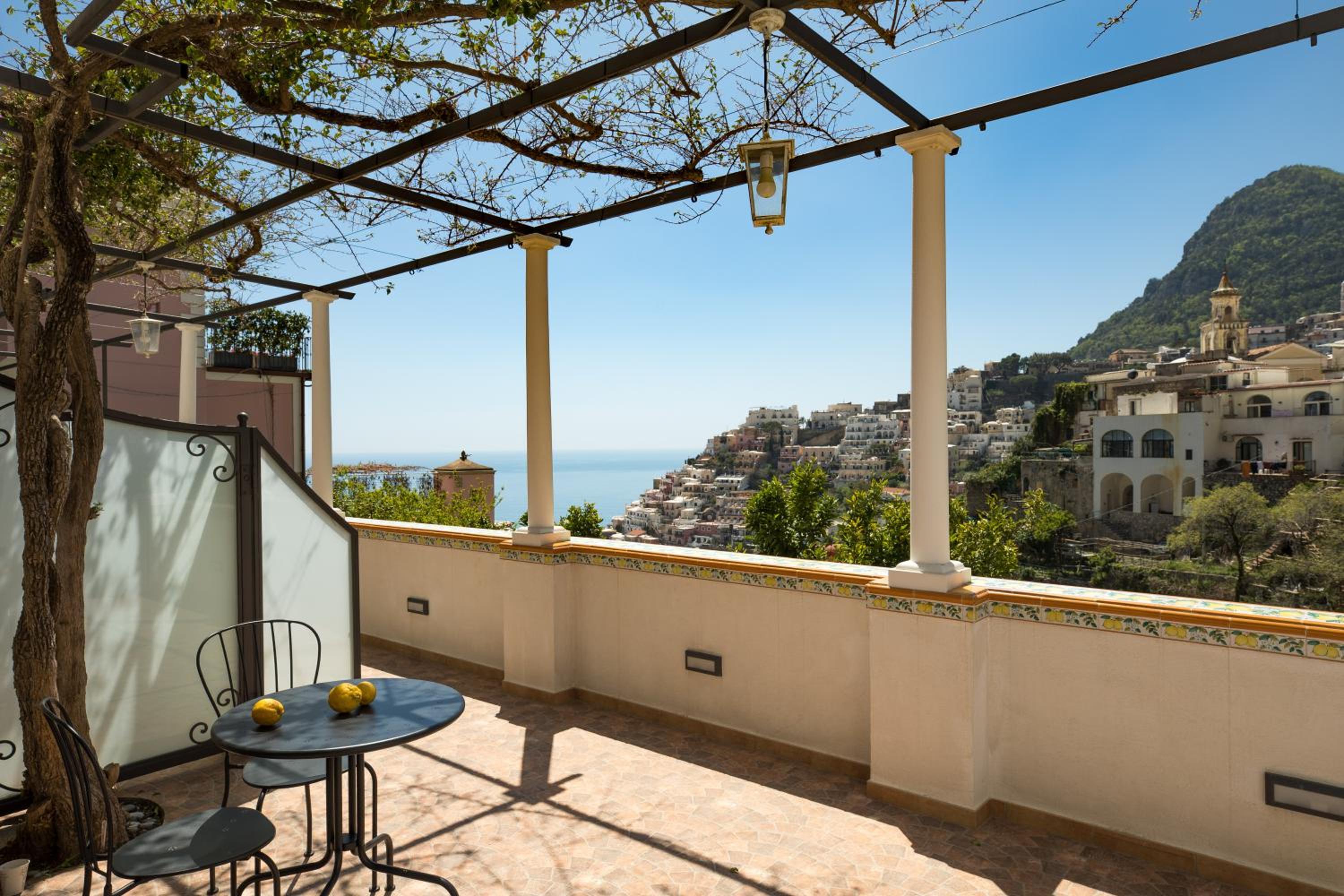 Double Room with Sea View - Photo 4