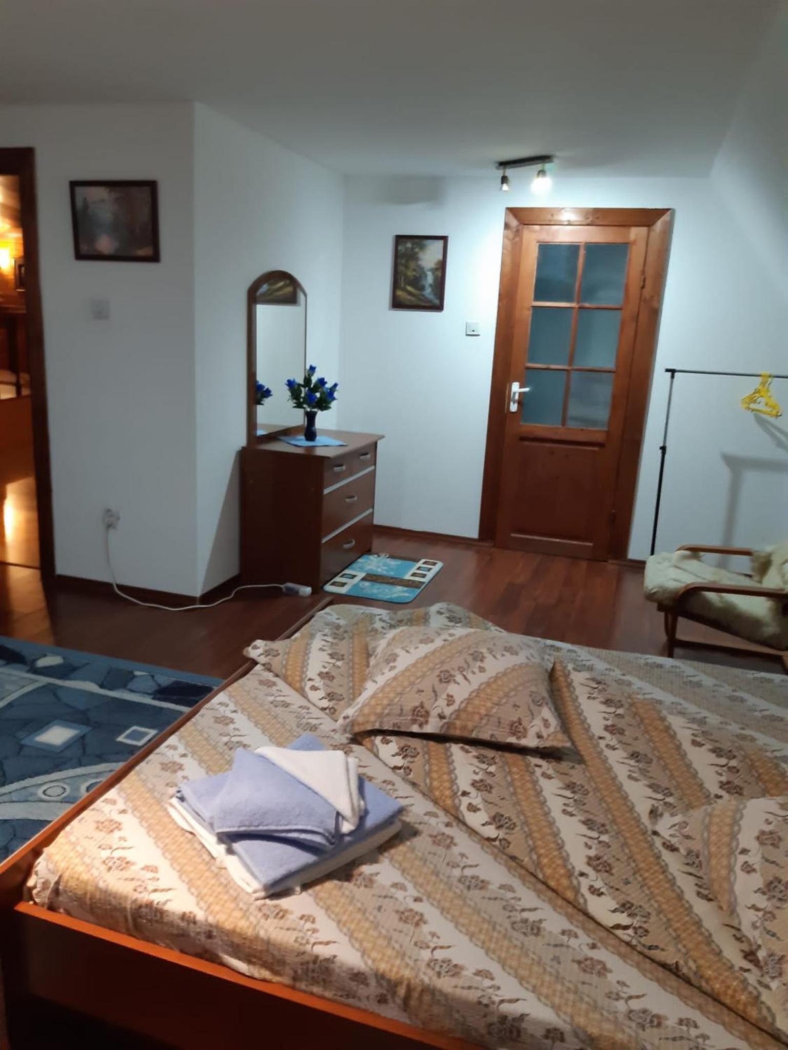 Deluxe Room (2 Adults + 1 Child) photo 3