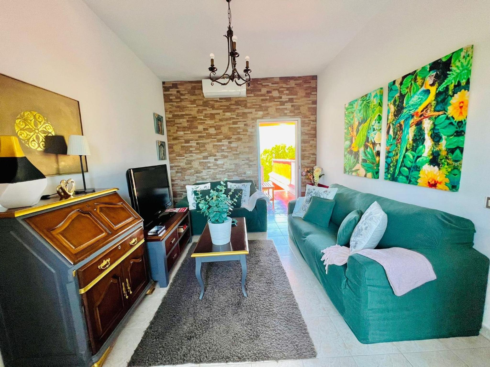 Apartment with Terrace - Photo 40