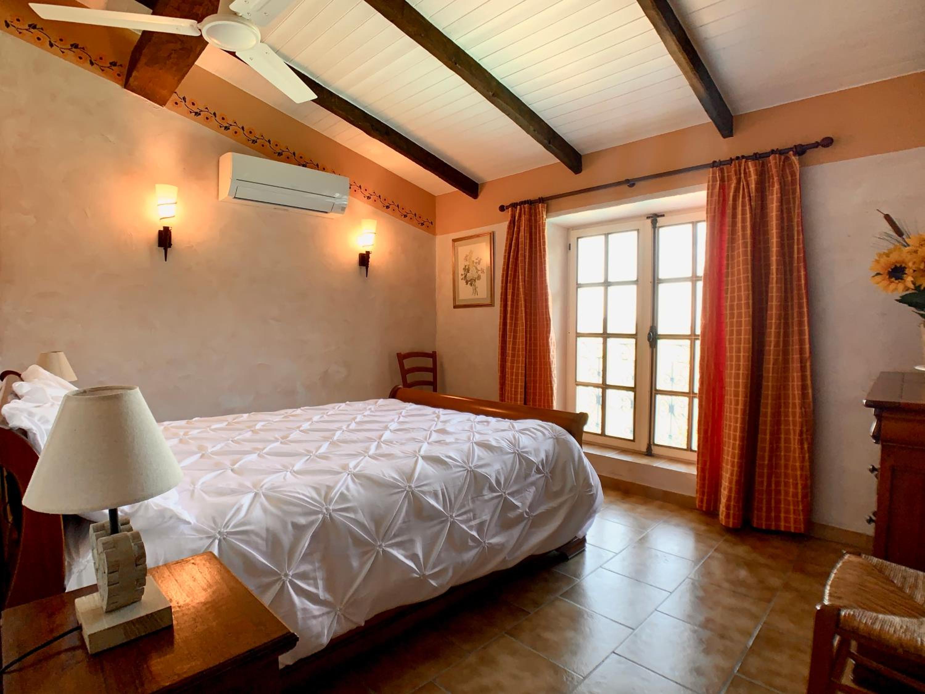 Double Room with Private Bathroom photo 3