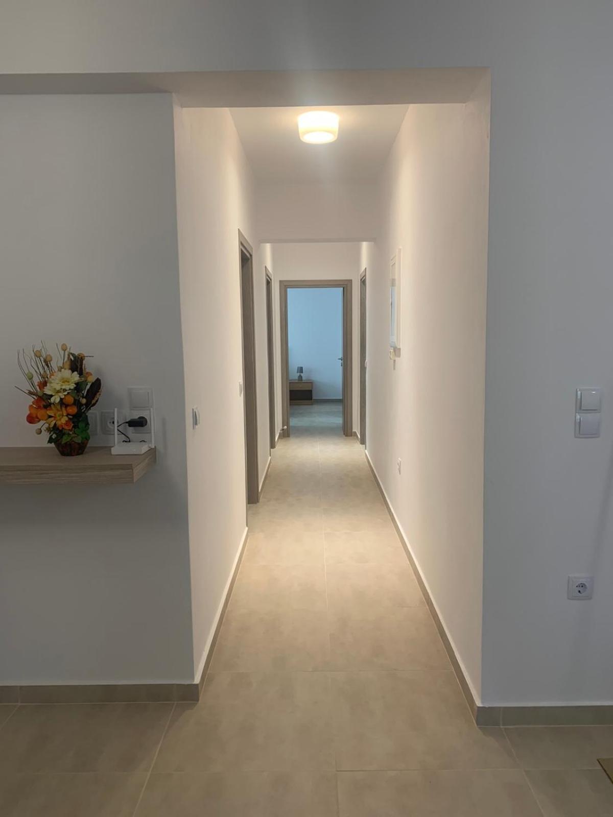 Three-Bedroom Apartment - Photo 30